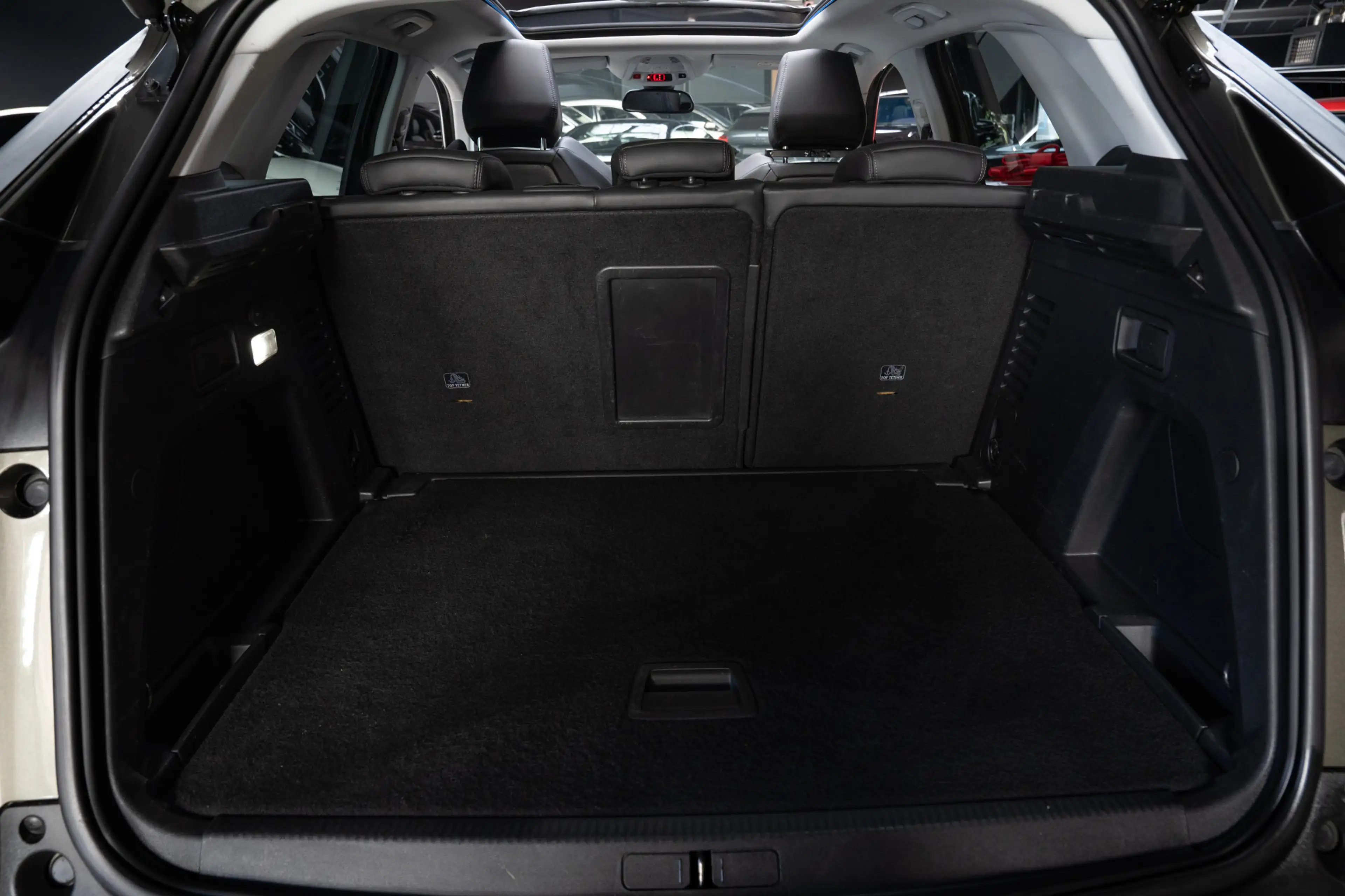 Peugeot 3008 1.6 e Panodak Navi Camera Memory Leder Climate con — photo 38