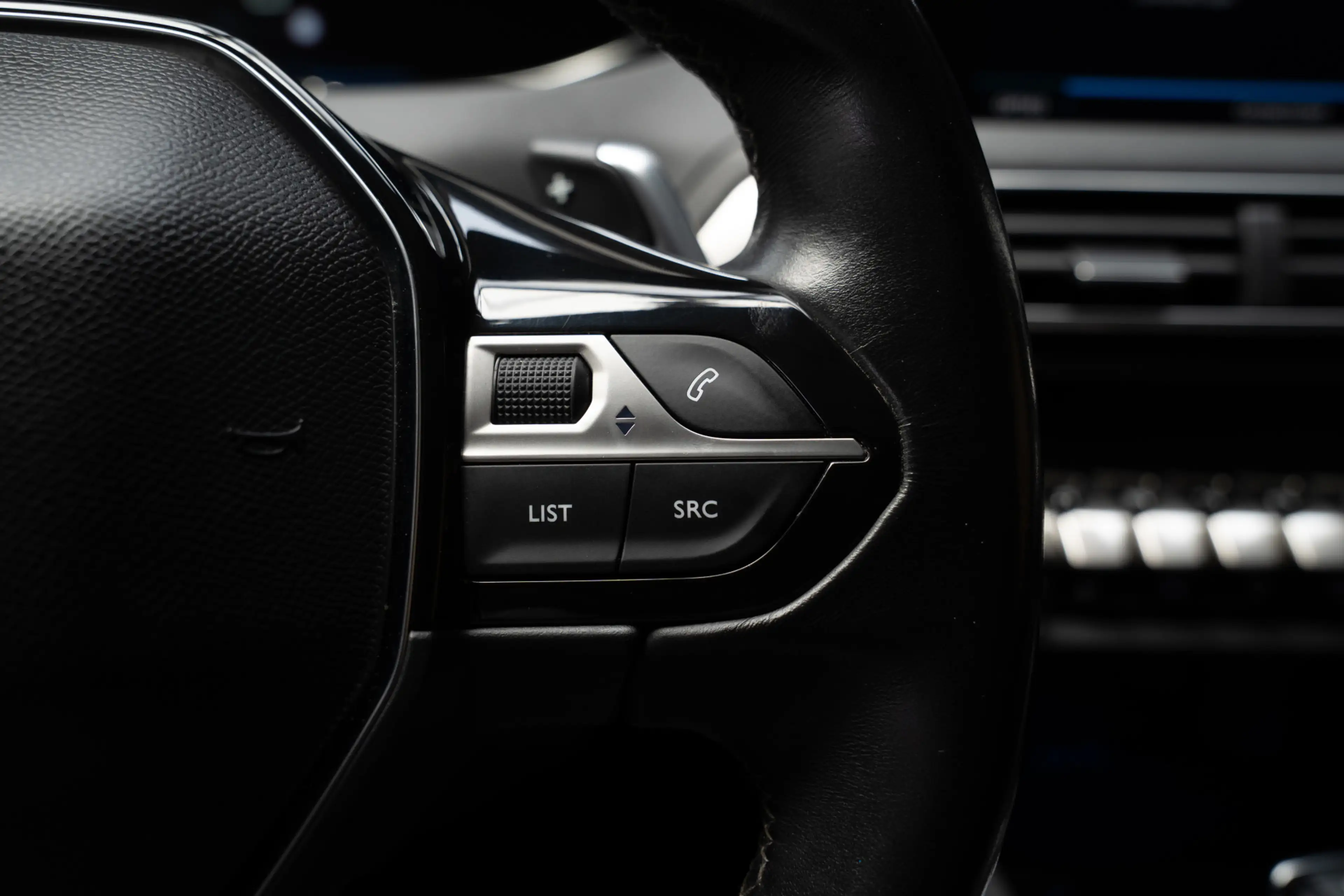 Peugeot 3008 1.6 e Panodak Navi Camera Memory Leder Climate con — photo 31