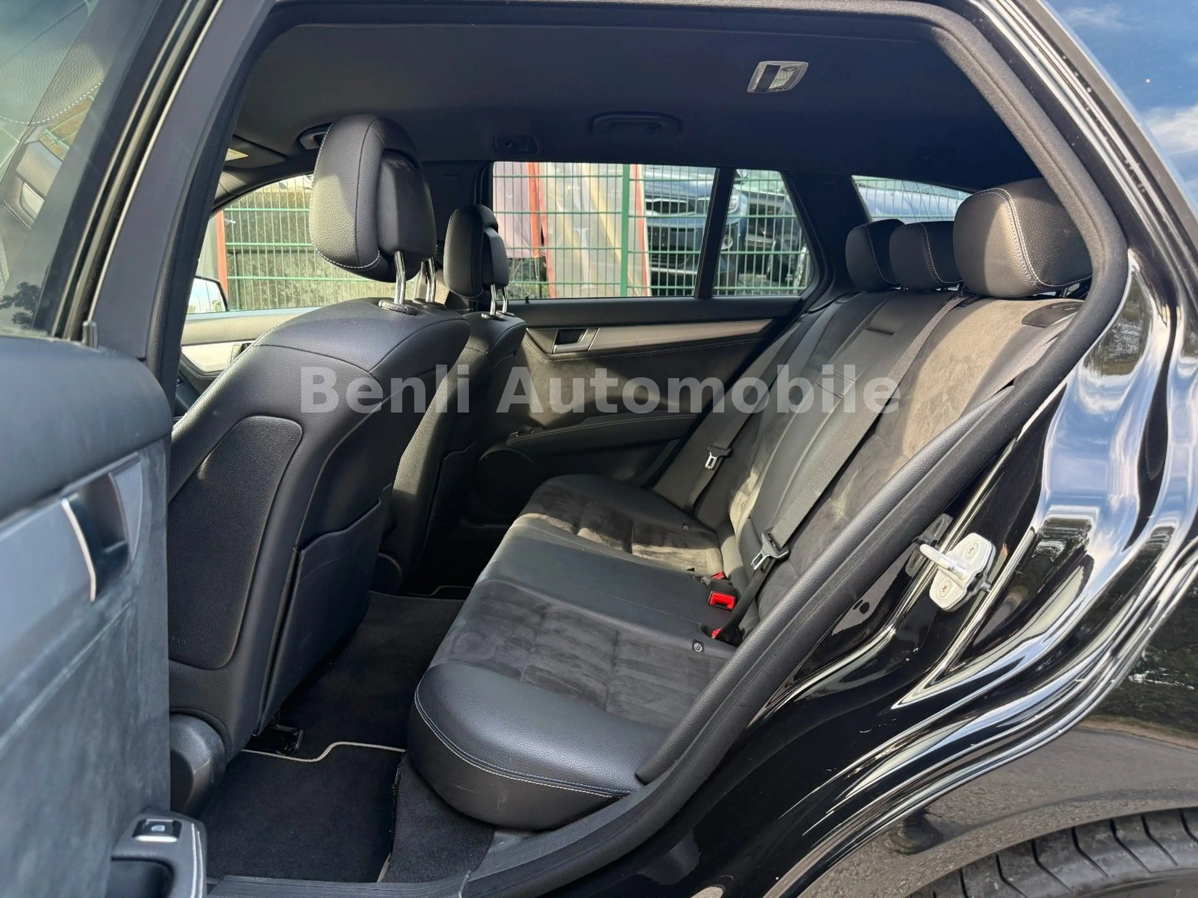 Mercedes-Benz C 220 T-Modell CDI Edition C/AMG-LINE/NAVI/TMP/ — photo 12