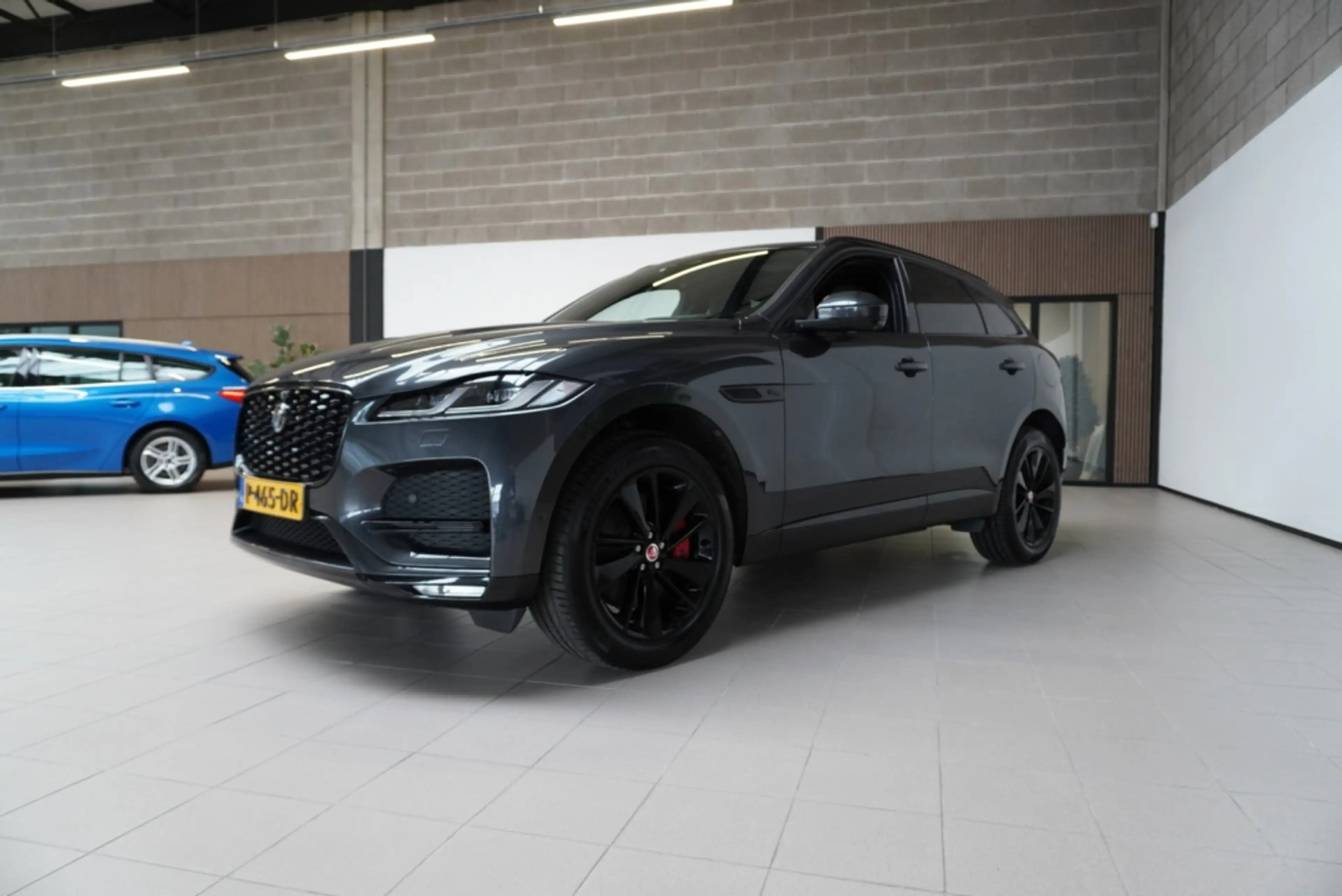 Jaguar F-Pace 2.0 P400e R-Dyn. HSE|PANO|TREKH|AWD|PLUG IN HYBRID — photo 3