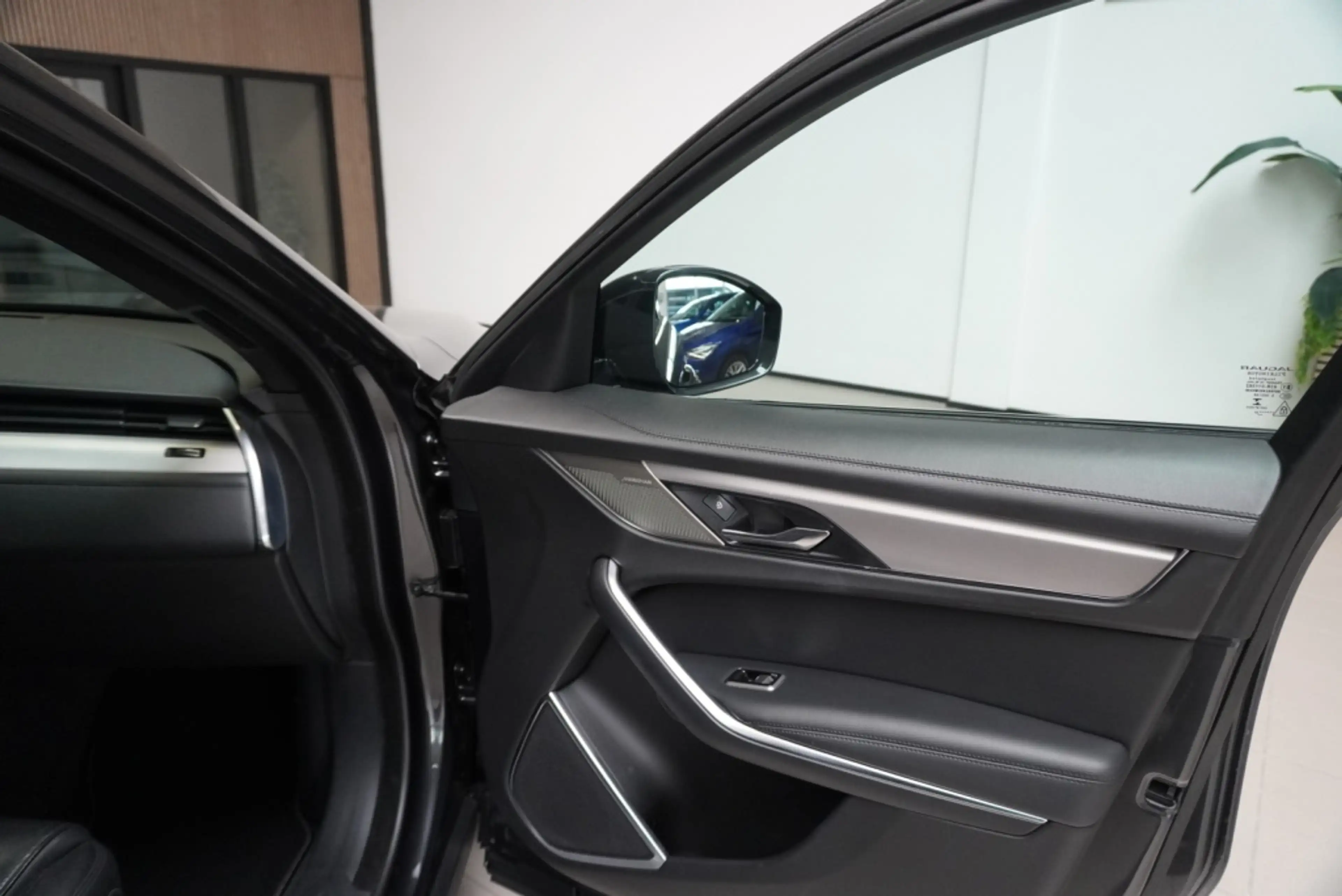 Jaguar F-Pace 2.0 P400e R-Dyn. HSE|PANO|TREKH|AWD|PLUG IN HYBRID — photo 13