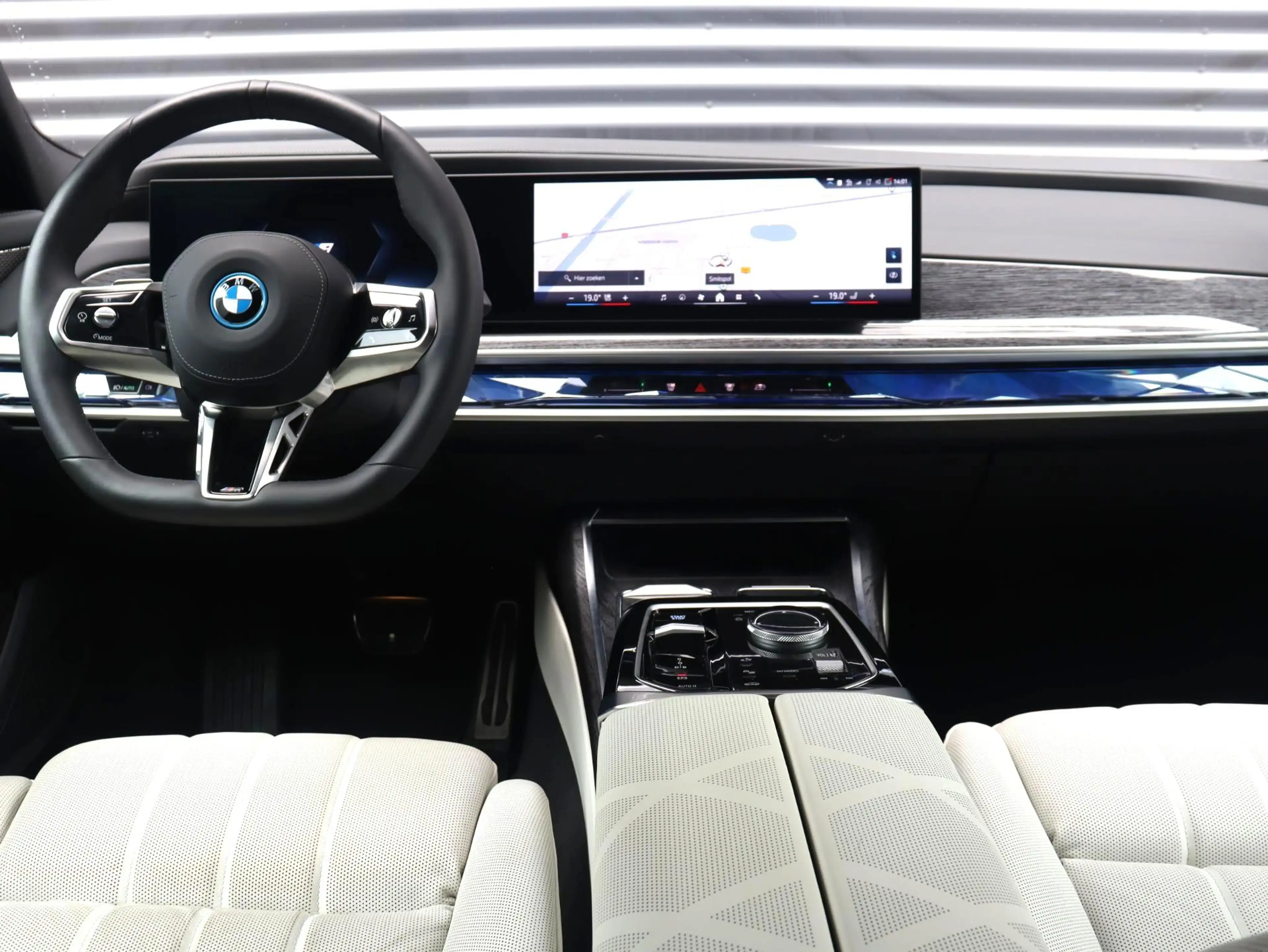 BMW i7 xDrive60 | High Executive | M Sportpakket Pro | Ex — photo 11