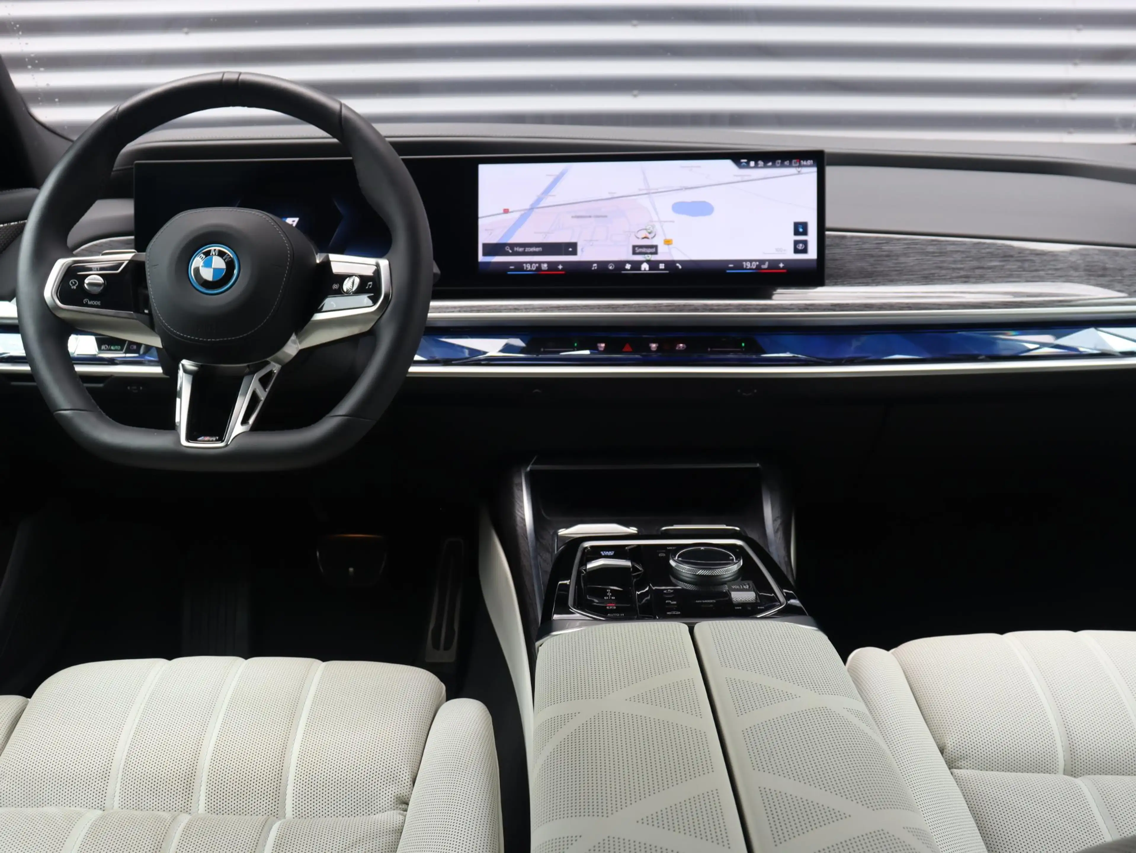 BMW i7 xDrive60 | High Executive | M Sportpakket Pro | Ex — photo 11