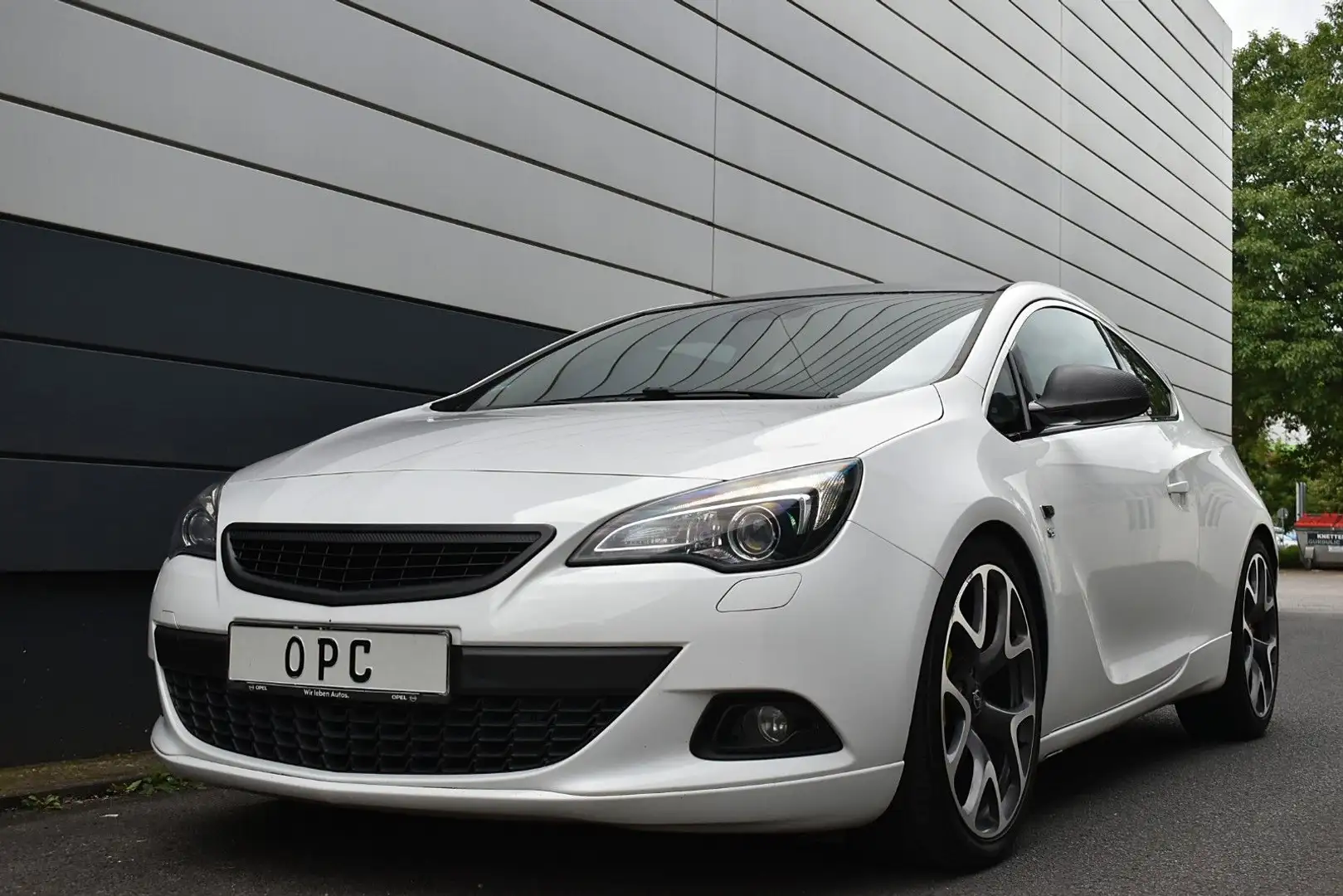 Opel Astra GTC 2.0 CDTI*OPC Edition/20"/HU & ZR neu! Wit - 2