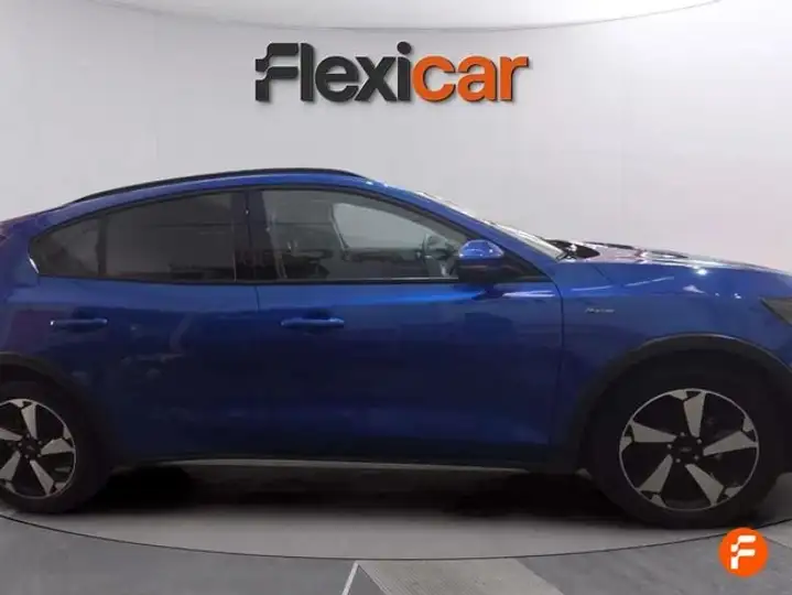 Ford Focus 2023, foto 2