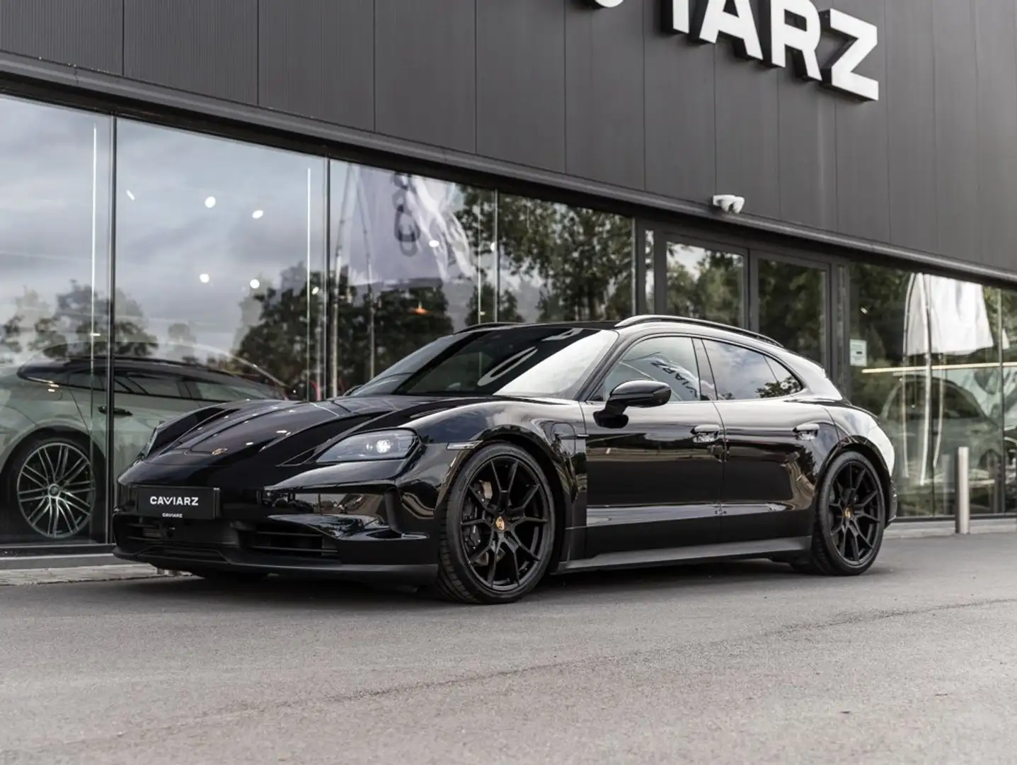 Porsche Taycan ST FACELIFT/105KW/PERF.BAT+/DISPL/CHRONO/BOSE/ACC Zwart - 1