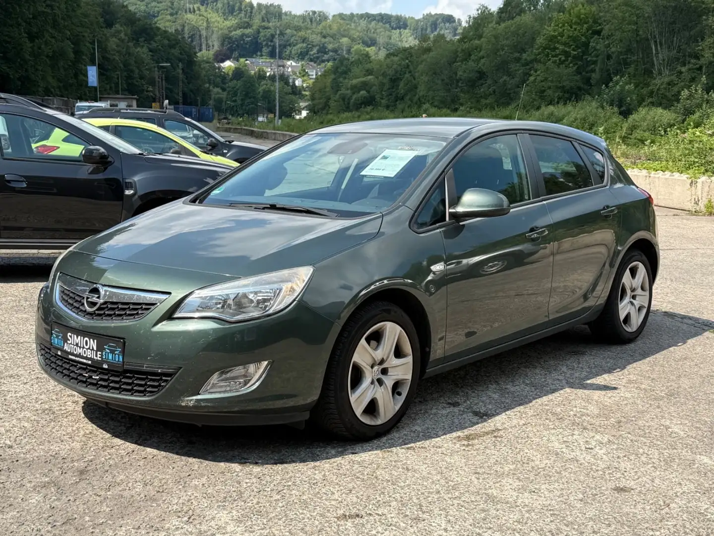 Opel Astra J Lim. 5-trg. Design Edition Zielony - 2