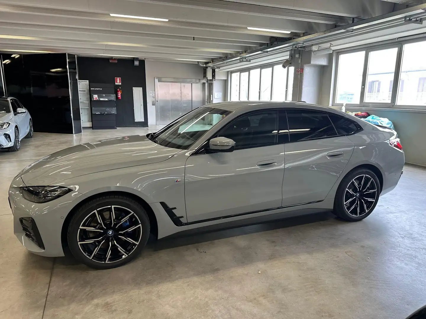 BMW i4 Serie 4 EDRIVE40 Grigio - 1