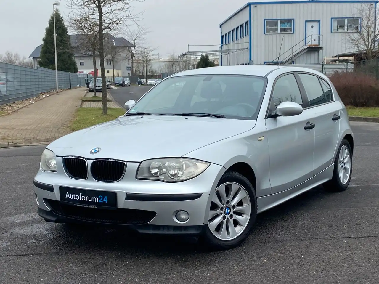 BMW 118