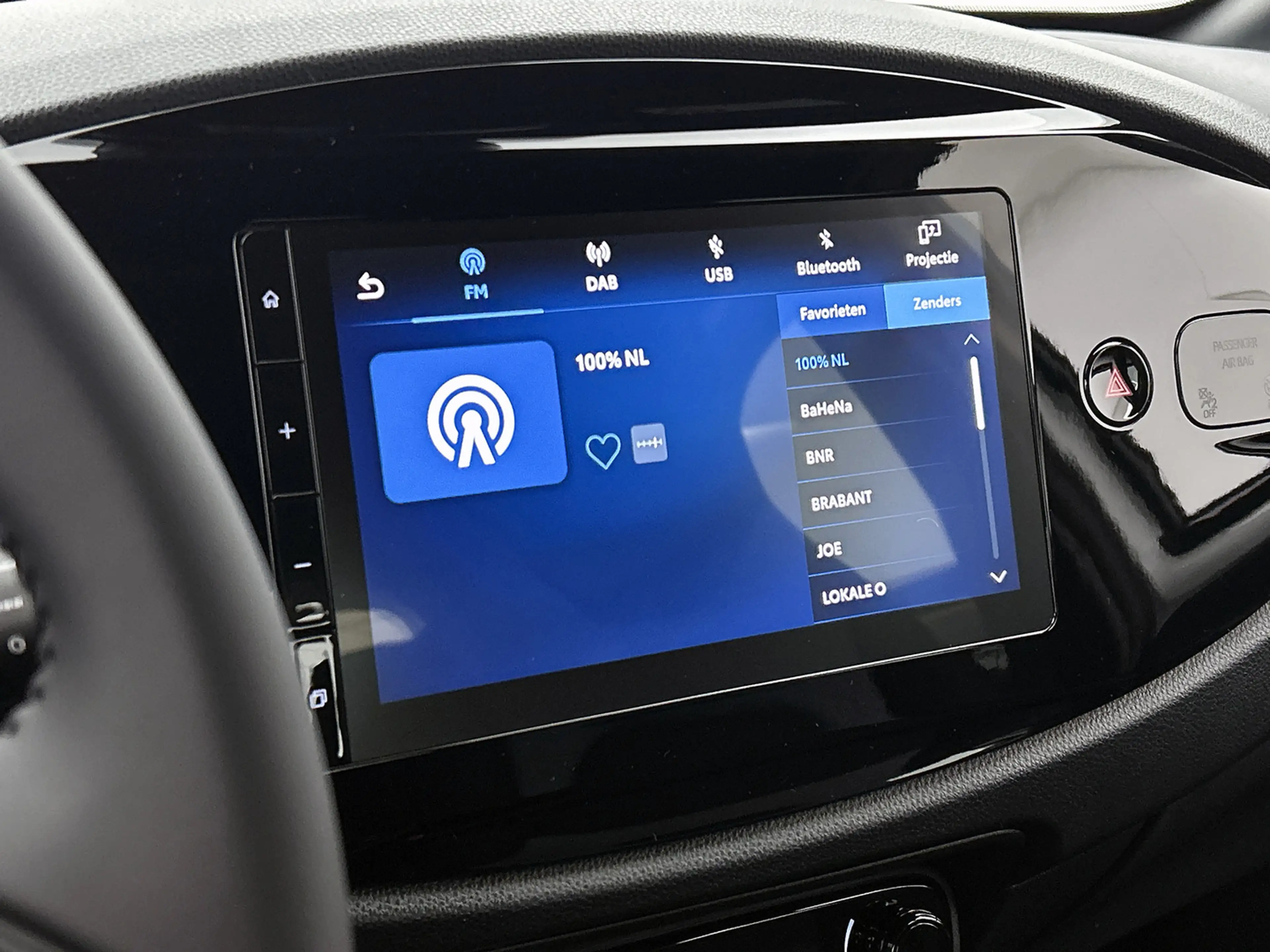 Toyota Aygo X Hybrid 115 play Voorraadkorting 1000 euro! — photo 8