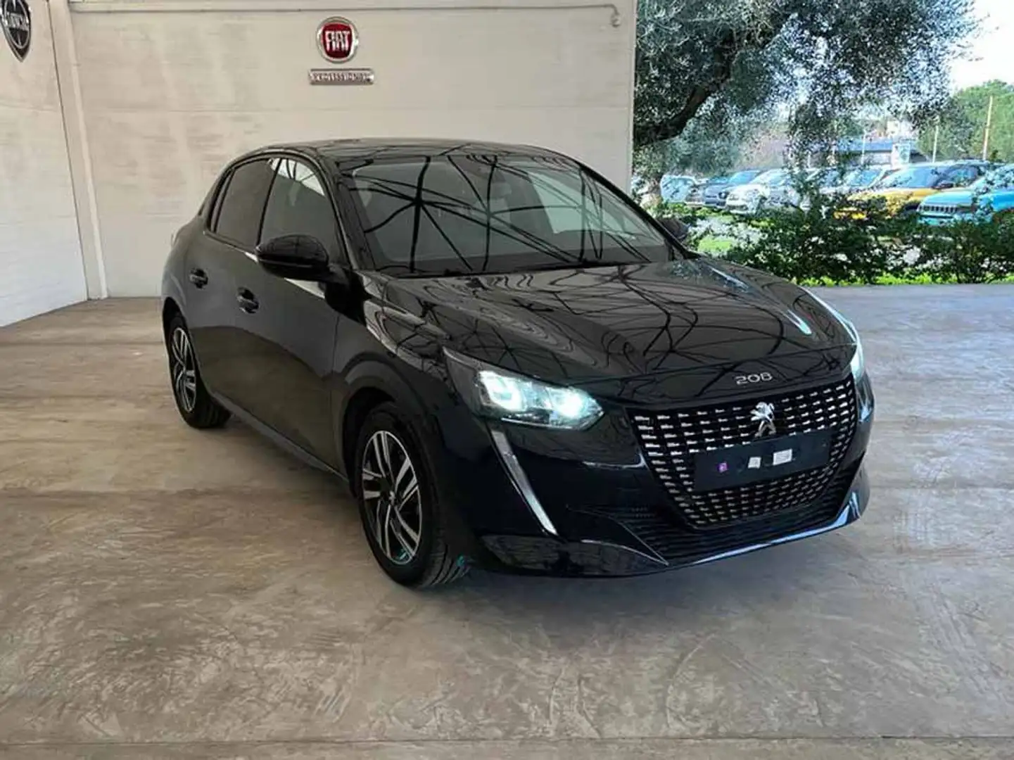 Peugeot 208 PureTech 100 Stop&Start 5 porte Allure Noir - 1