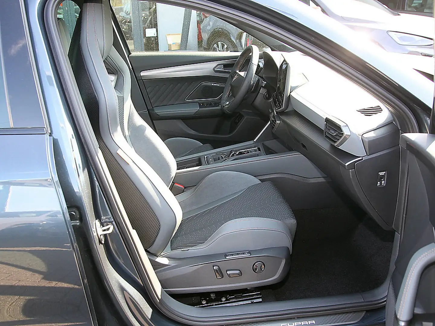 CUPRA Formentor 2.0 TSI 4Drive VZ Extreme EXTREME A Gris - 2
