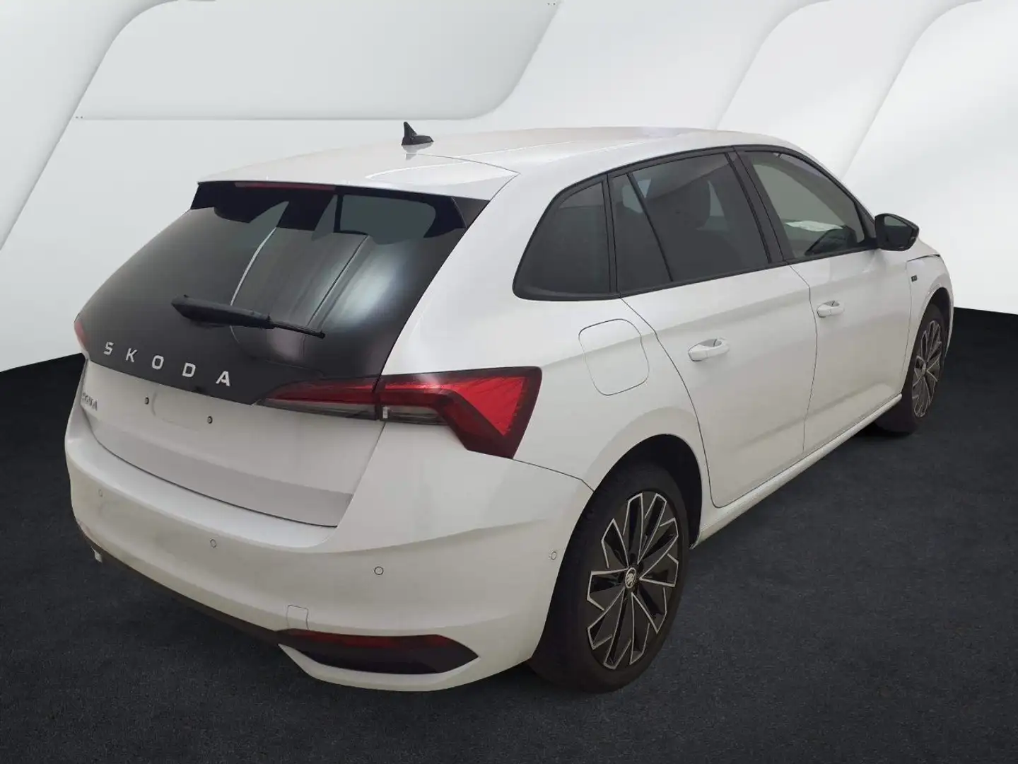 Skoda Scala 1.0 TSI DSG Drive*AHK*KAMERA*VIRTUAL*NAVI Weiß - 2