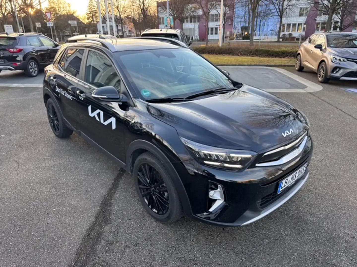 Kia Stonic 1.0 T-GDI OPF Mild Hybrid DCT7 Platinum Schwarz - 2
