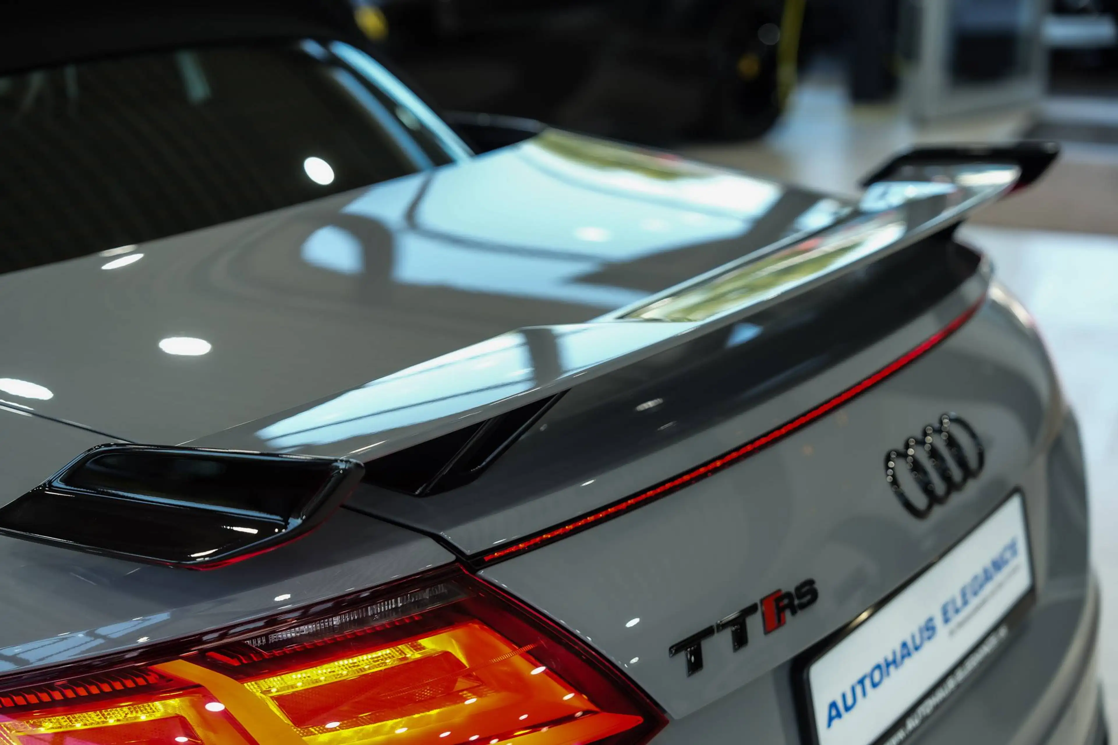 Audi TT RS 2.5 TFSI quattro*NARDO-GRAU*CARBON-INT*B&O — photo 10