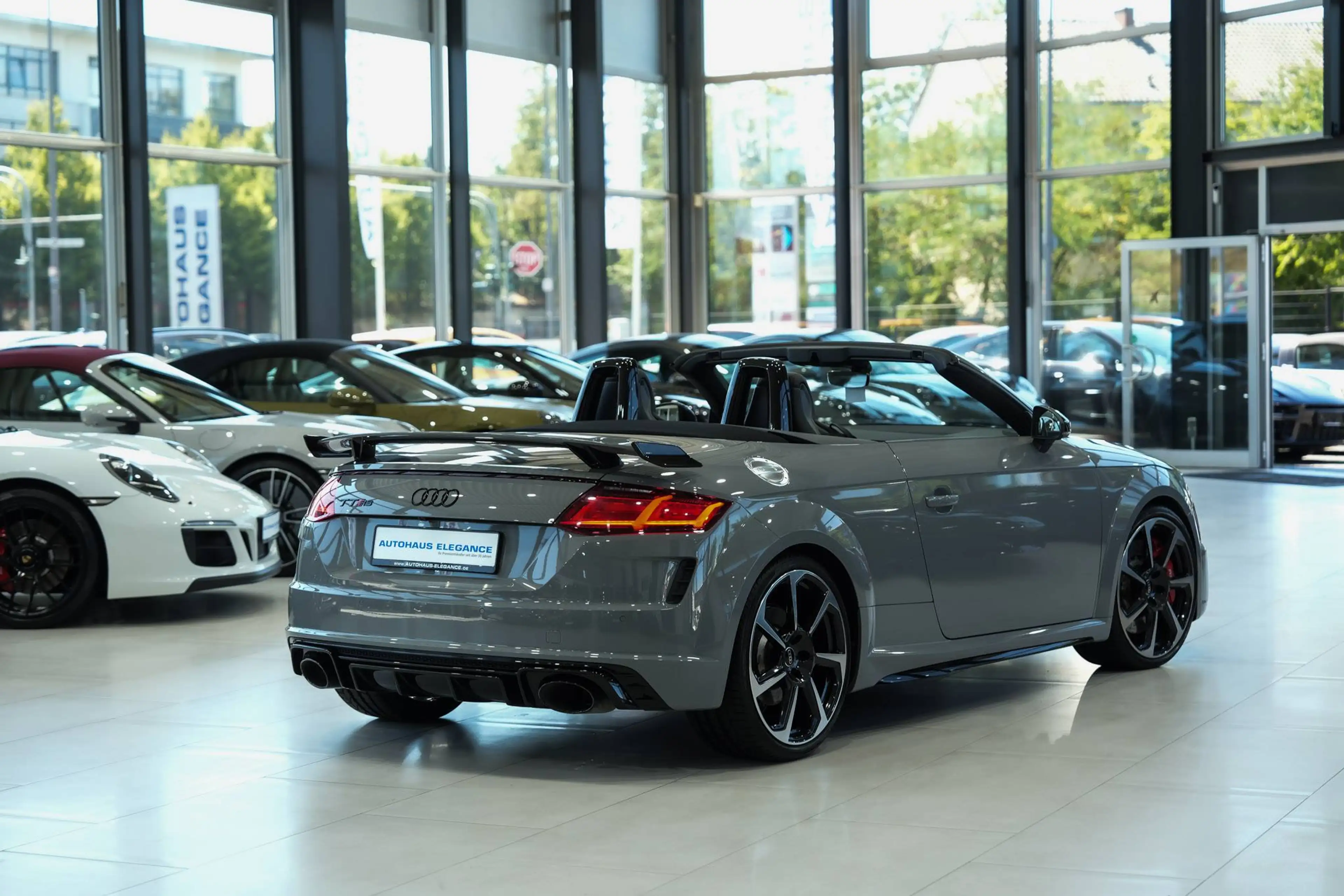 Audi TT RS 2.5 TFSI quattro*NARDO-GRAU*CARBON-INT*B&O — photo 2