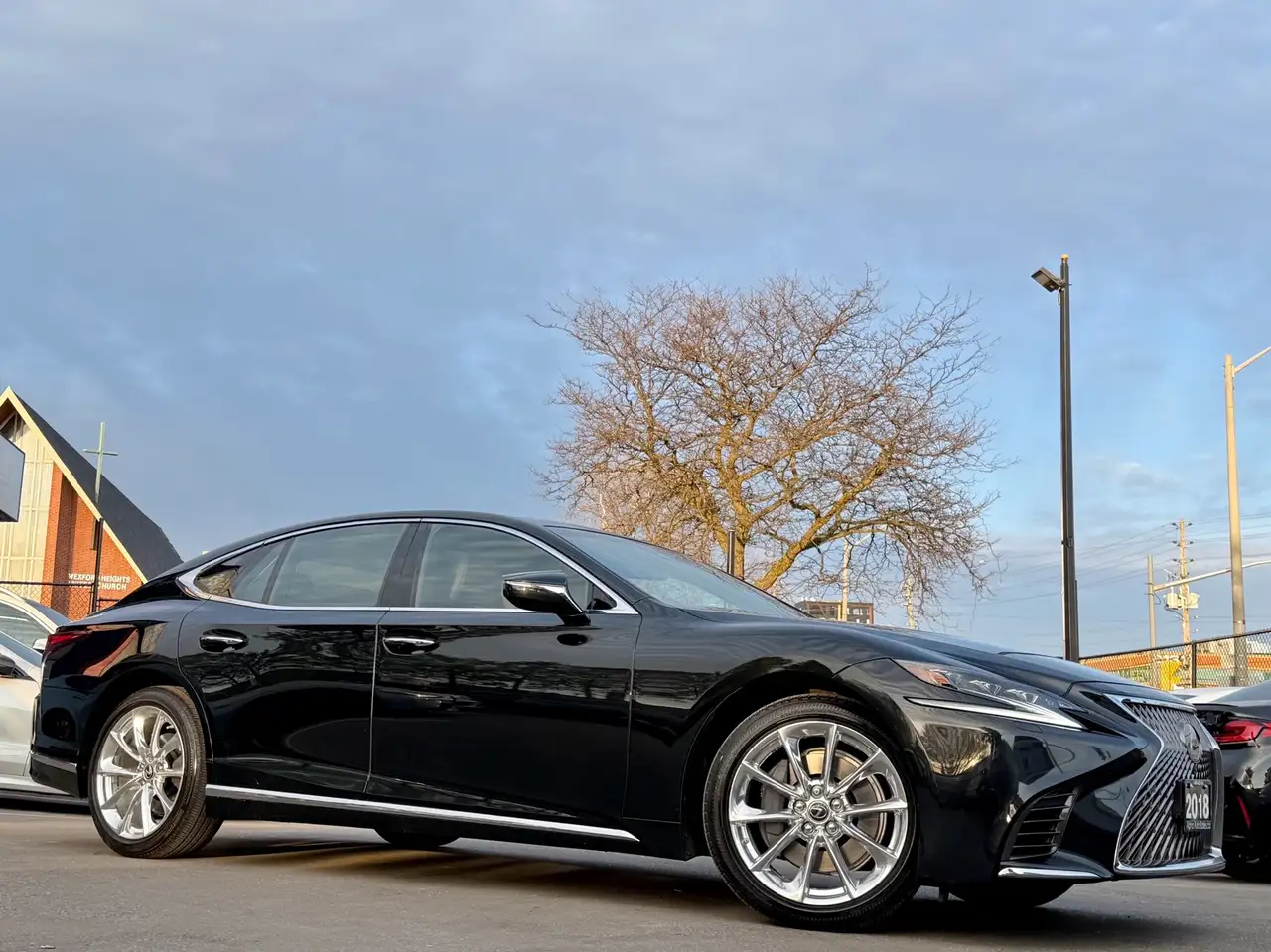 Lexus LS снимка Lexus LS