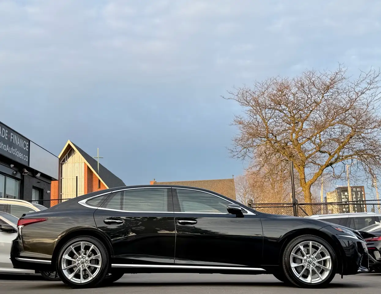 Lexus LS снимка Lexus LS
