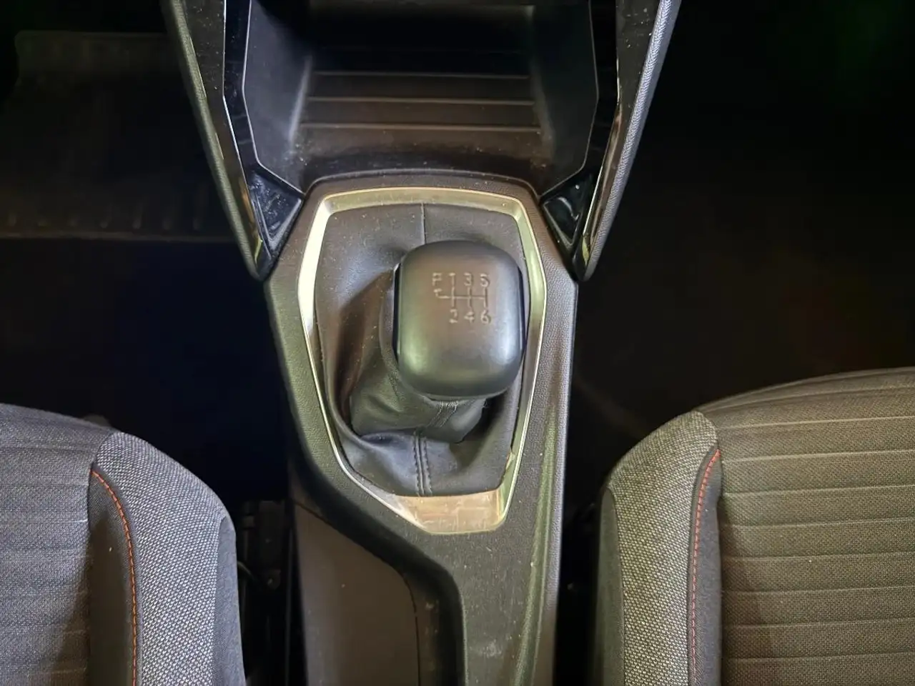 Peugeot 2008 2008 — photo 36