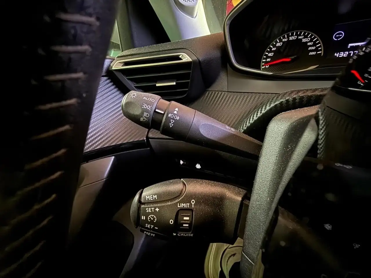 Peugeot 2008 2008 — photo 28