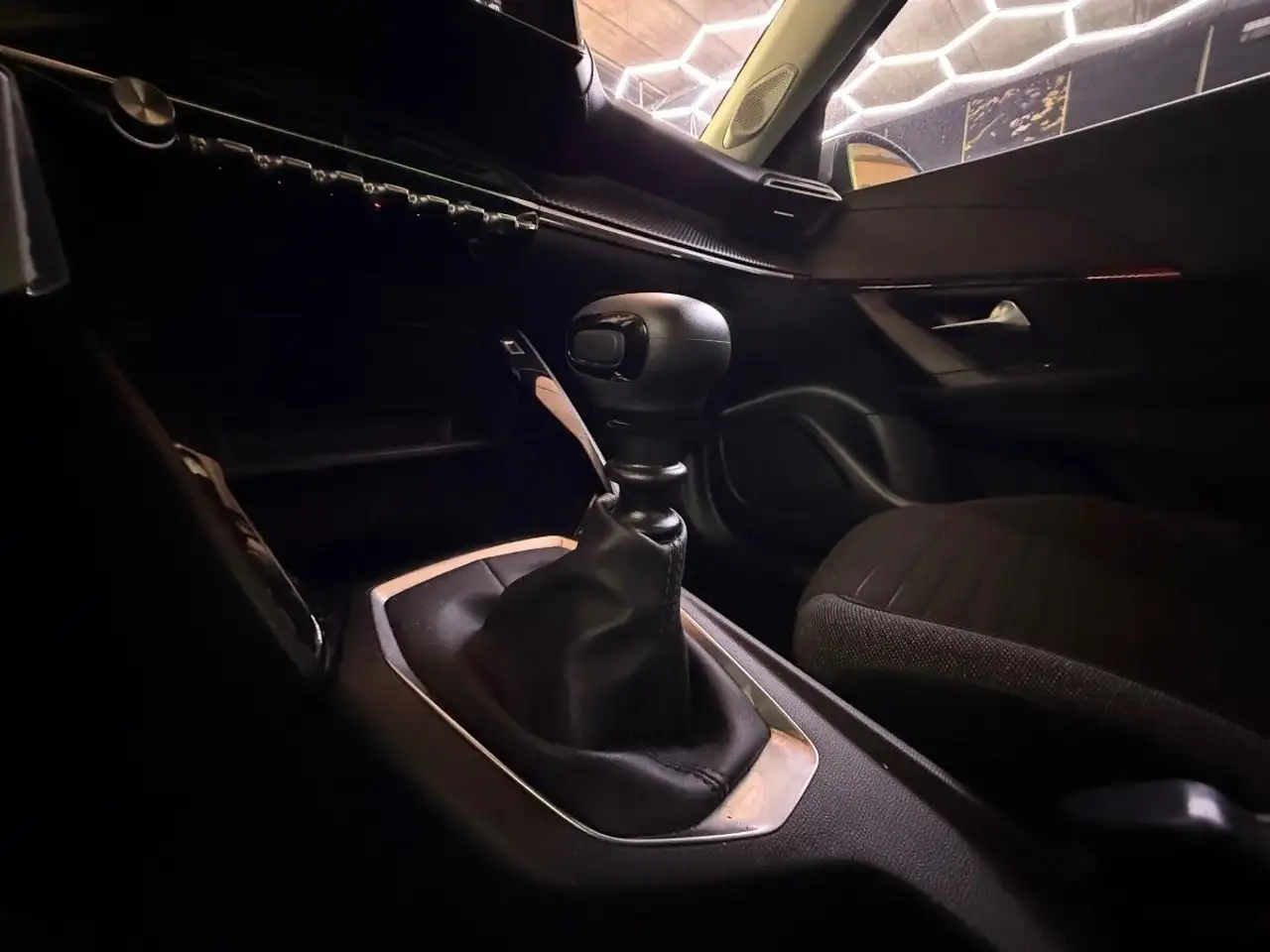 Peugeot 2008 2008 — photo 19