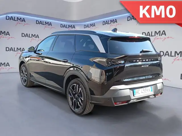 Peugeot 5008 view 3