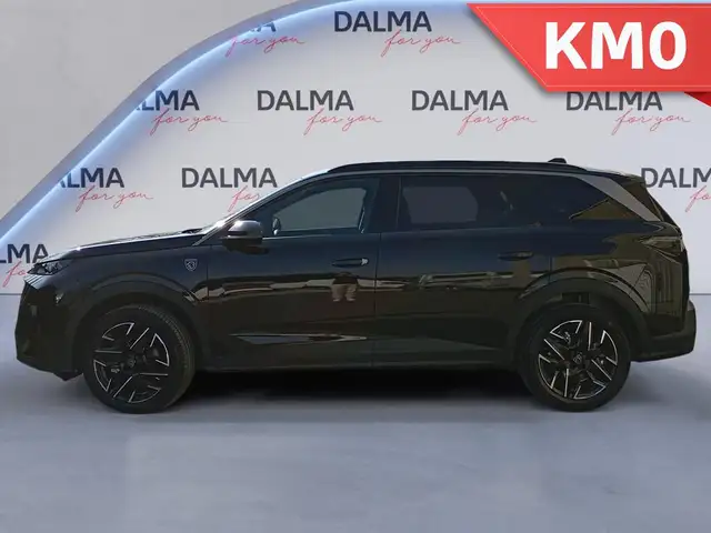 Peugeot 5008 view 2