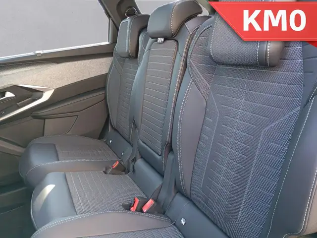 Peugeot 5008 view 13