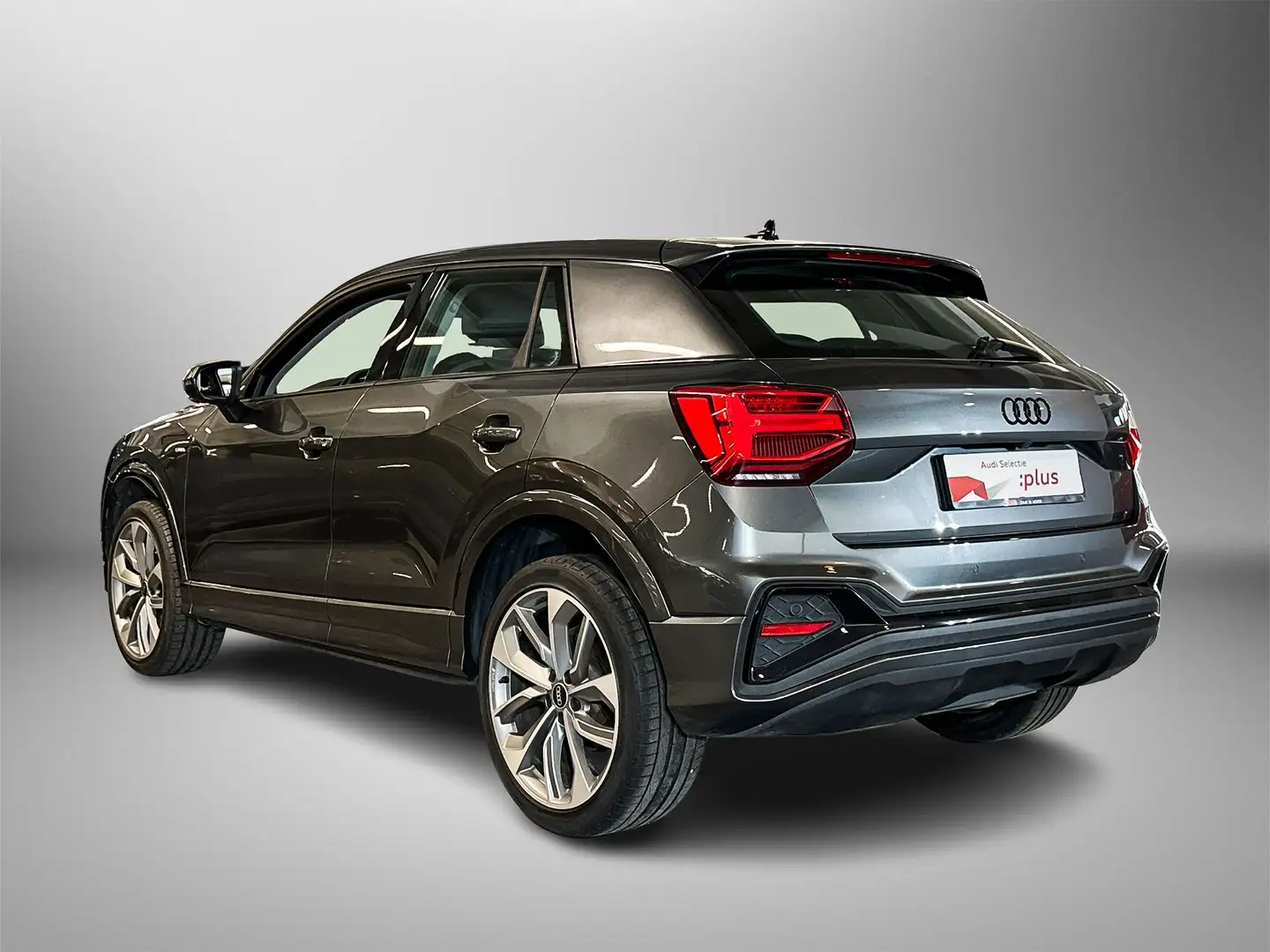 Audi Q2 35 150pk TFSI S Edition Optiekpakket zwart plus / Grijs - 2