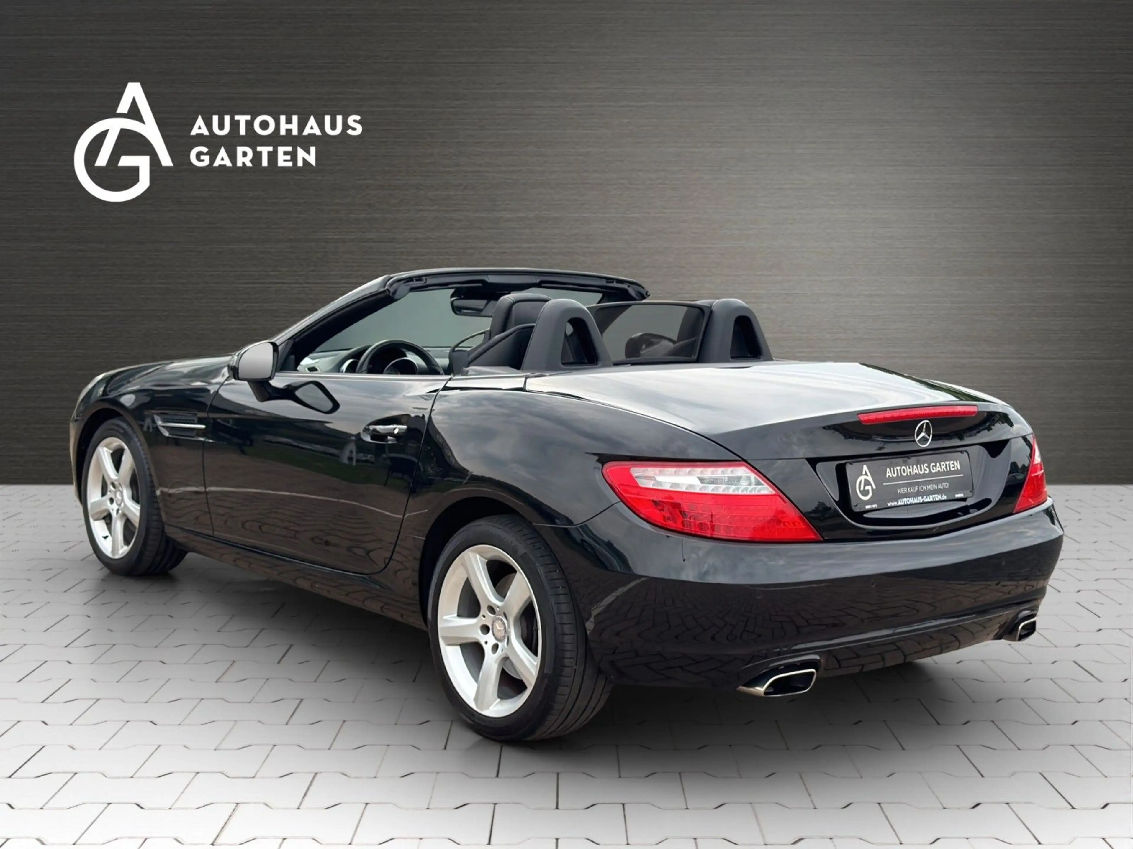 Mercedes-Benz SLK 200 Roadster Pano Leder Xenon SHZ Klima PDC — photo 11
