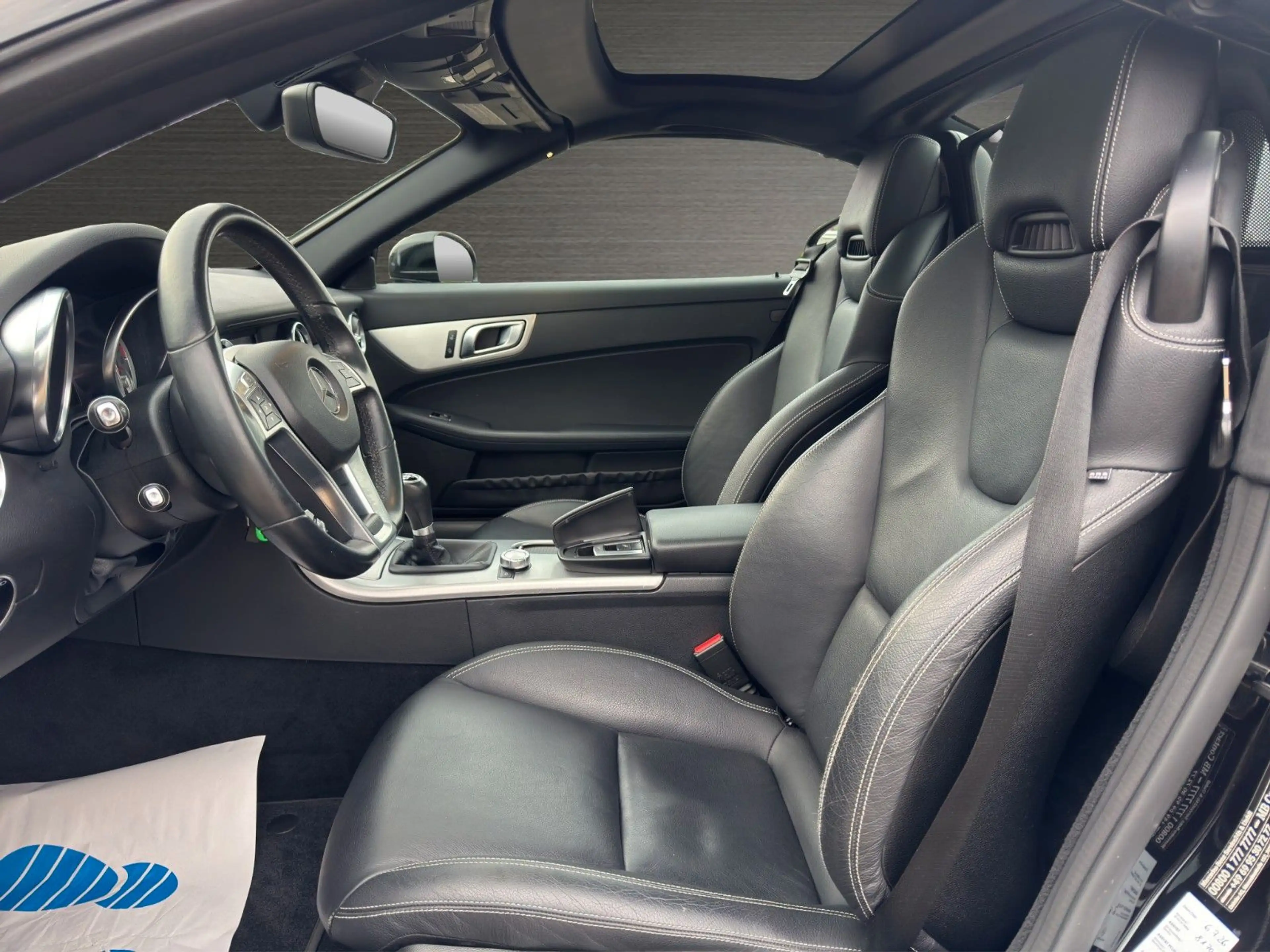 Mercedes-Benz SLK 200 Roadster Pano Leder Xenon SHZ Klima PDC — photo 13
