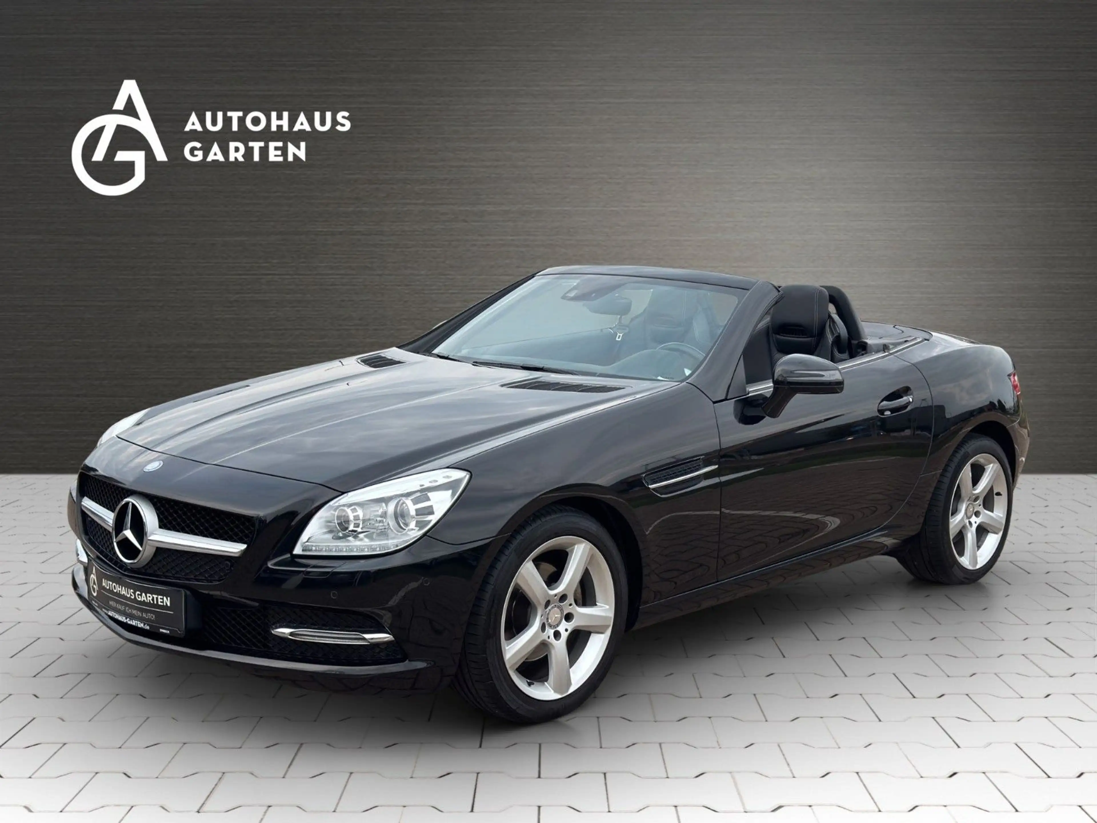 Mercedes-Benz SLK 200 Roadster Pano Leder Xenon SHZ Klima PDC — photo 9