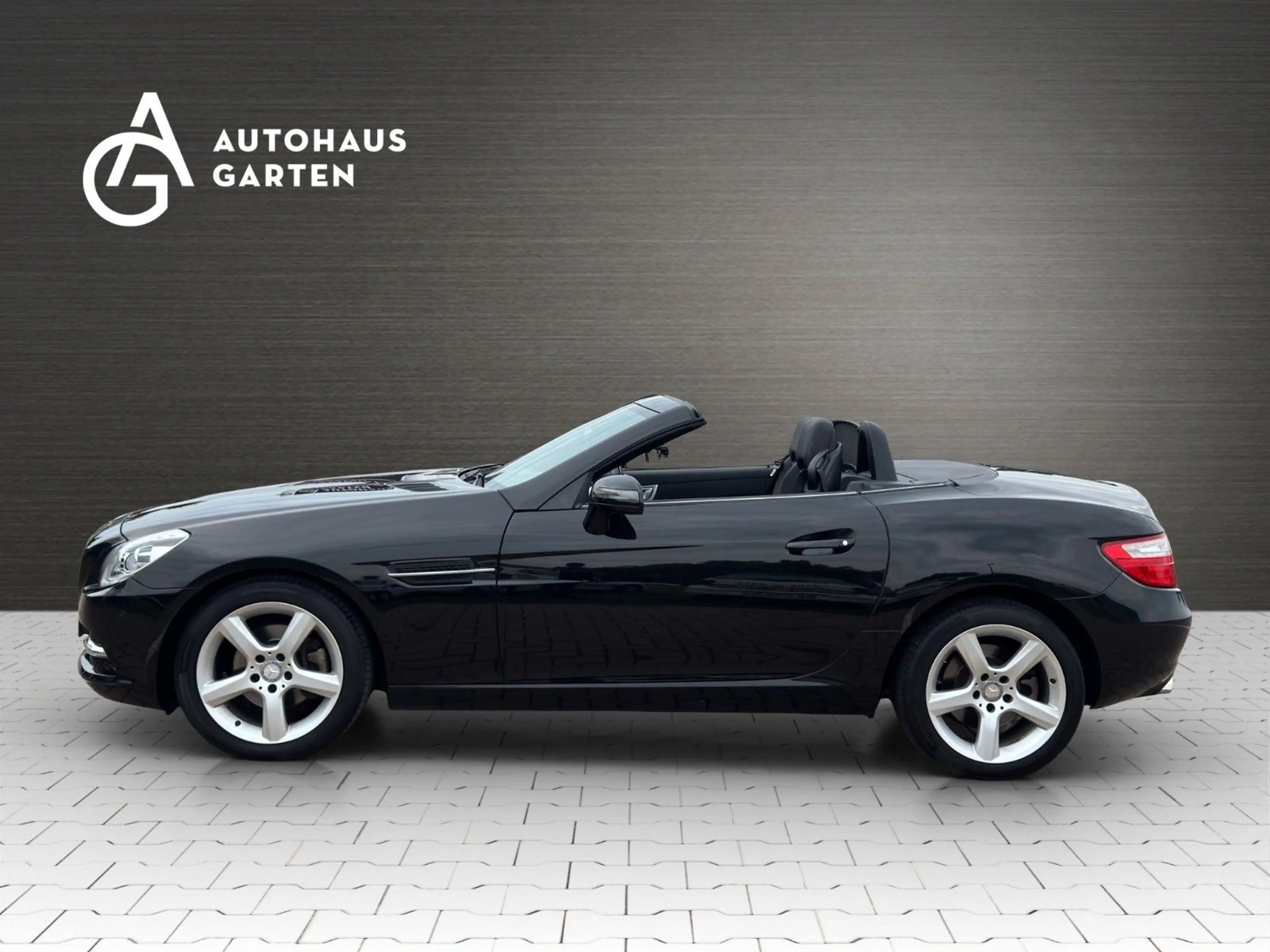 Mercedes-Benz SLK 200 Roadster Pano Leder Xenon SHZ Klima PDC — photo 10