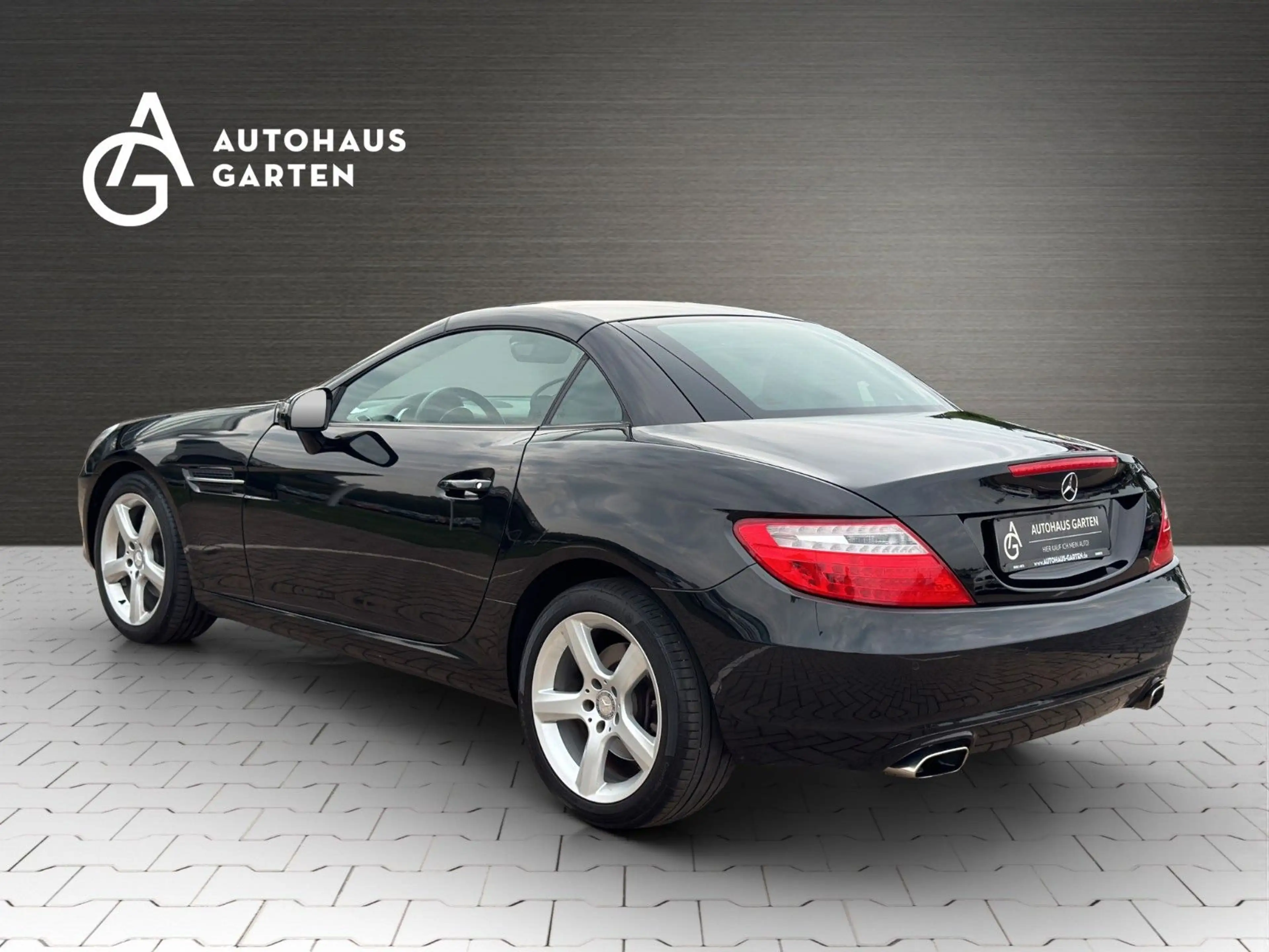 Mercedes-Benz SLK 200 Roadster Pano Leder Xenon SHZ Klima PDC — photo 3