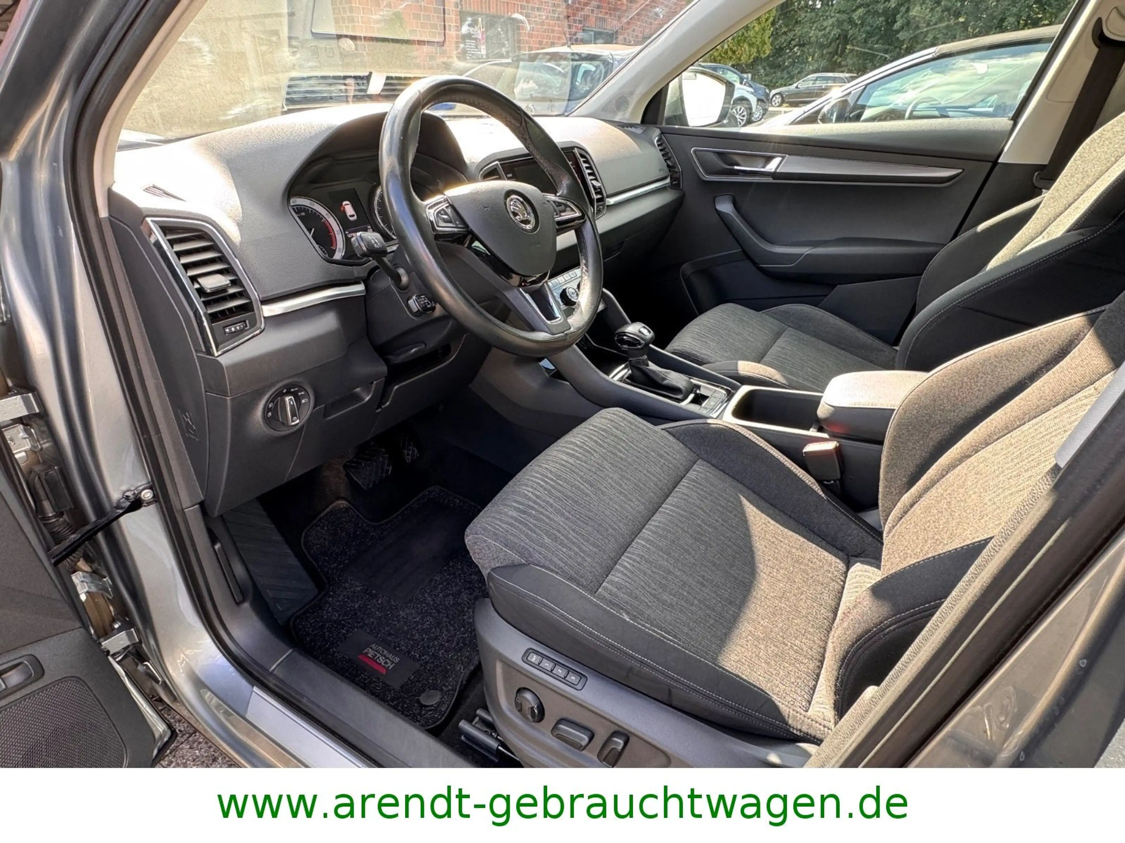 Skoda Karoq Style *DSG/ACC/AHK/CarPlay* — photo 8