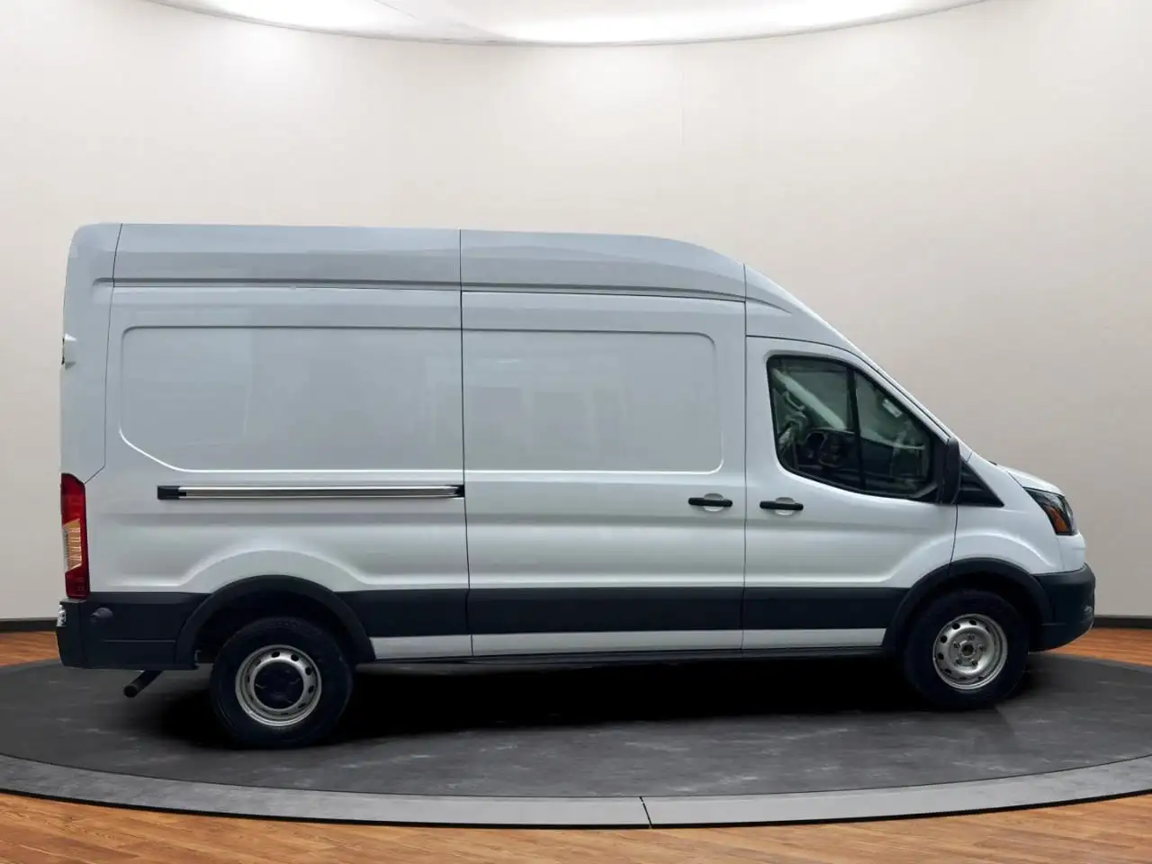 Ford Transit Cargo Van photo Ford Transit Cargo Van