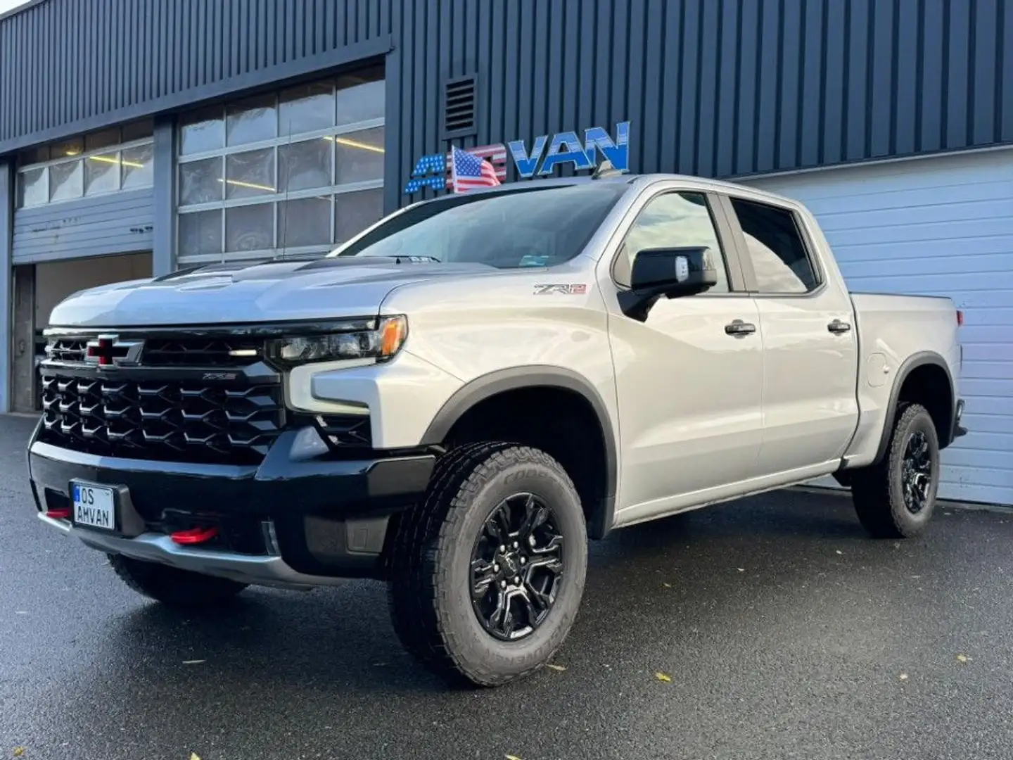 Chevrolet Silverado 6.2 4x4 ZR2 1 Hand Leder LED SD Mwst. Silber - 1