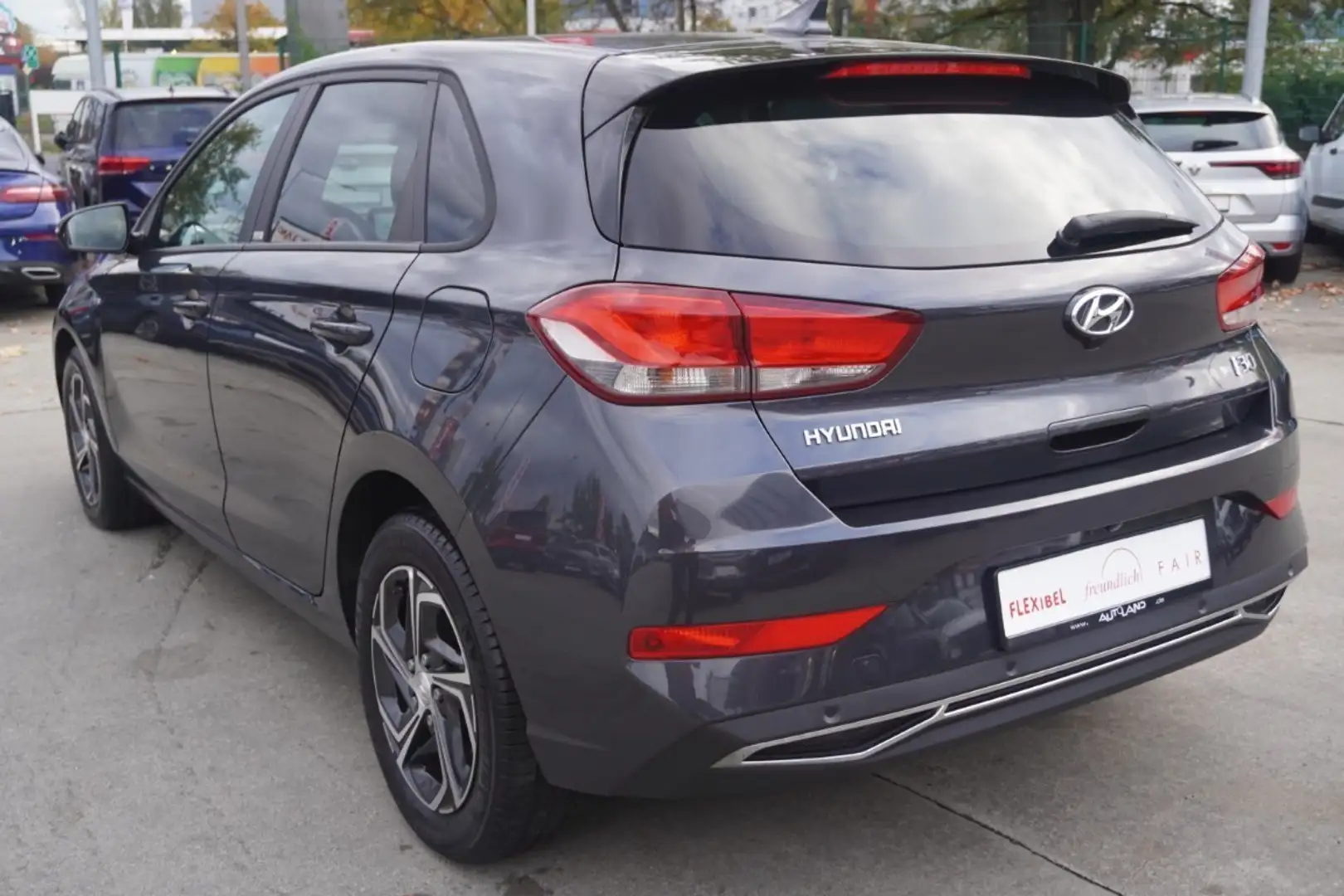 Hyundai i30 1.5 Edition 30+ Mild-Hybrid LED Navi Kamera Gris - 2