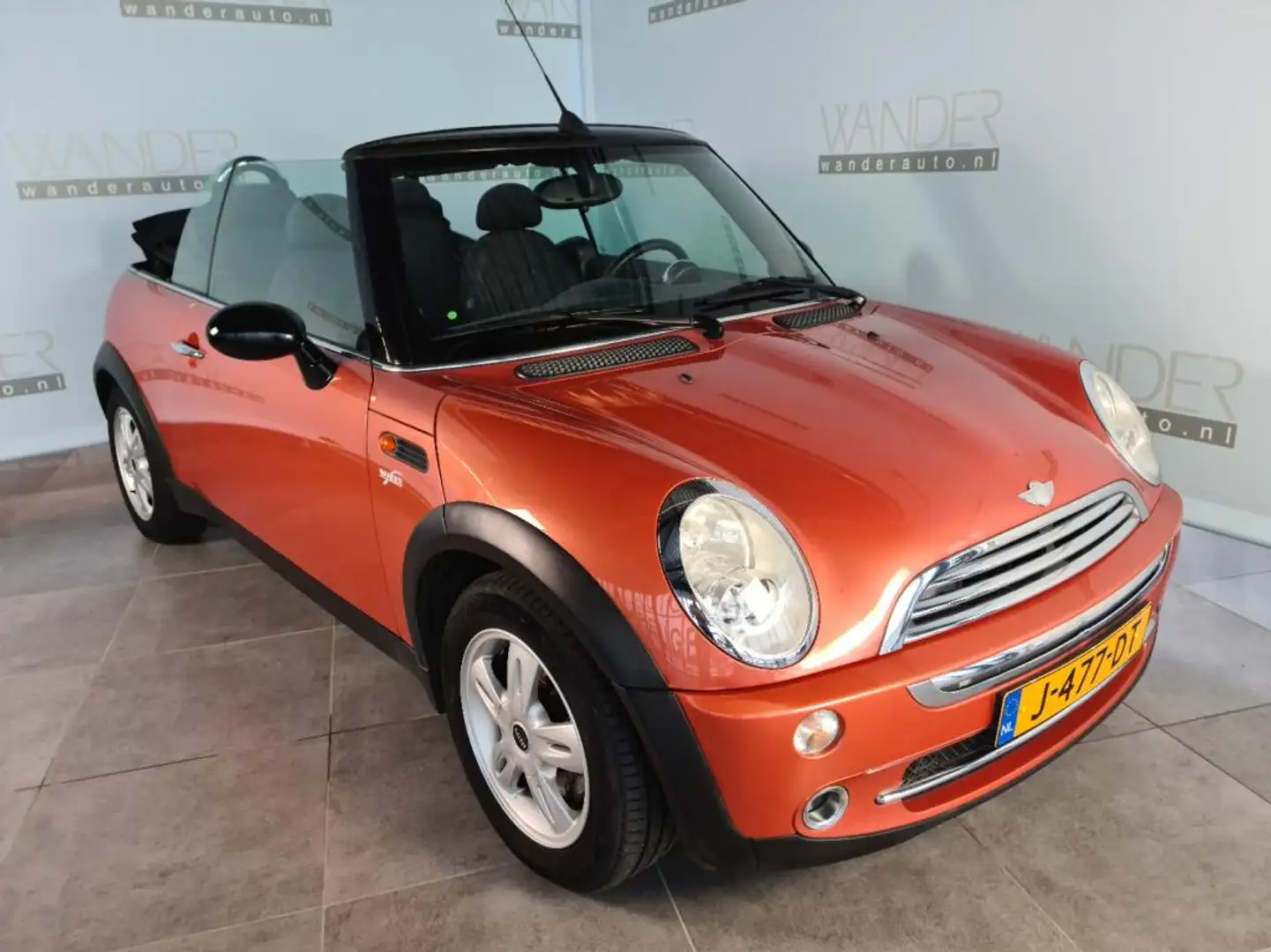 MINI Cabrio 1.6 One*Airco*Elektrische ramen* Naranja - 1