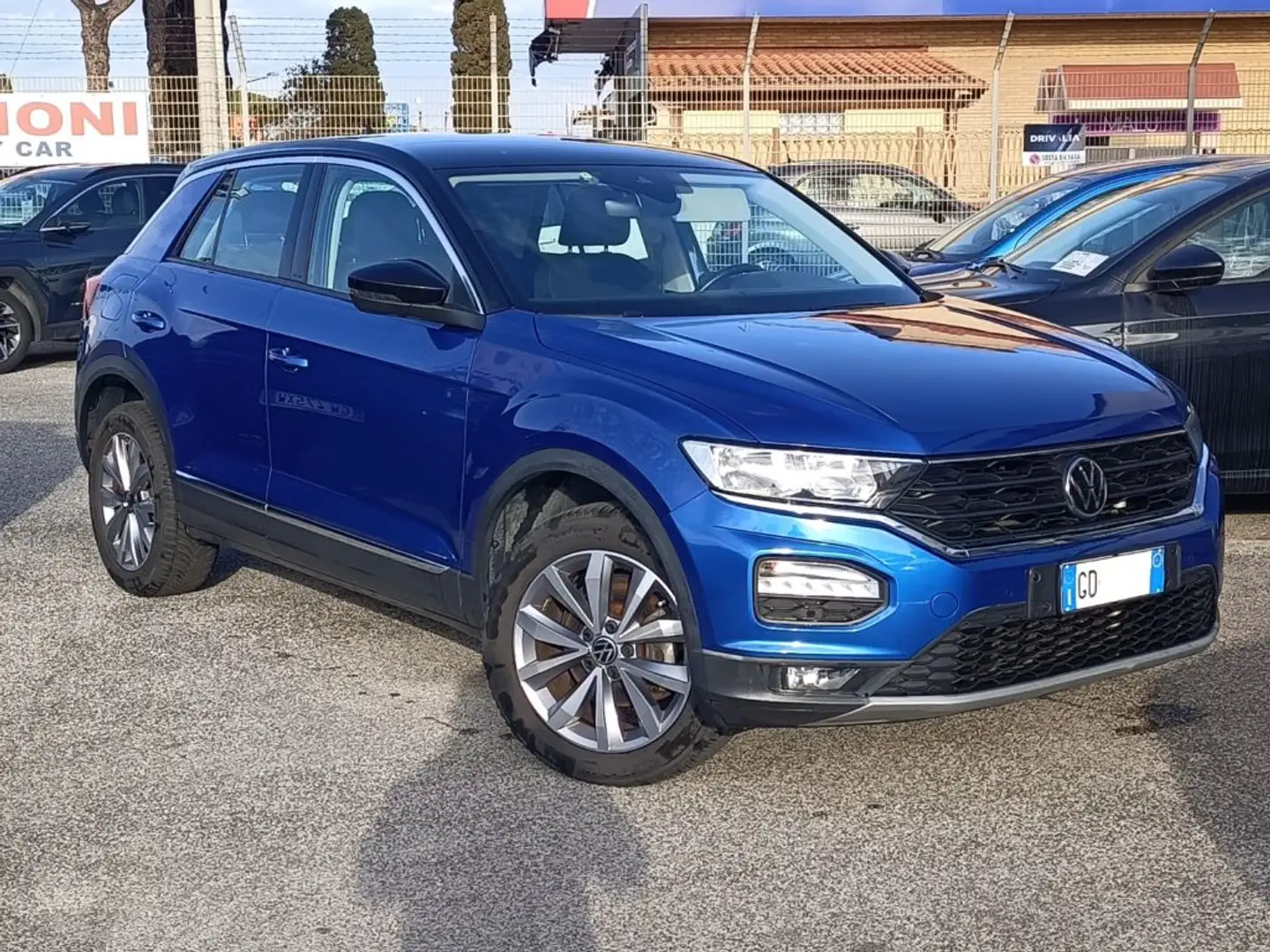 Volkswagen T-Roc 1.0 TSI Style 110 CV Bleu - 1
