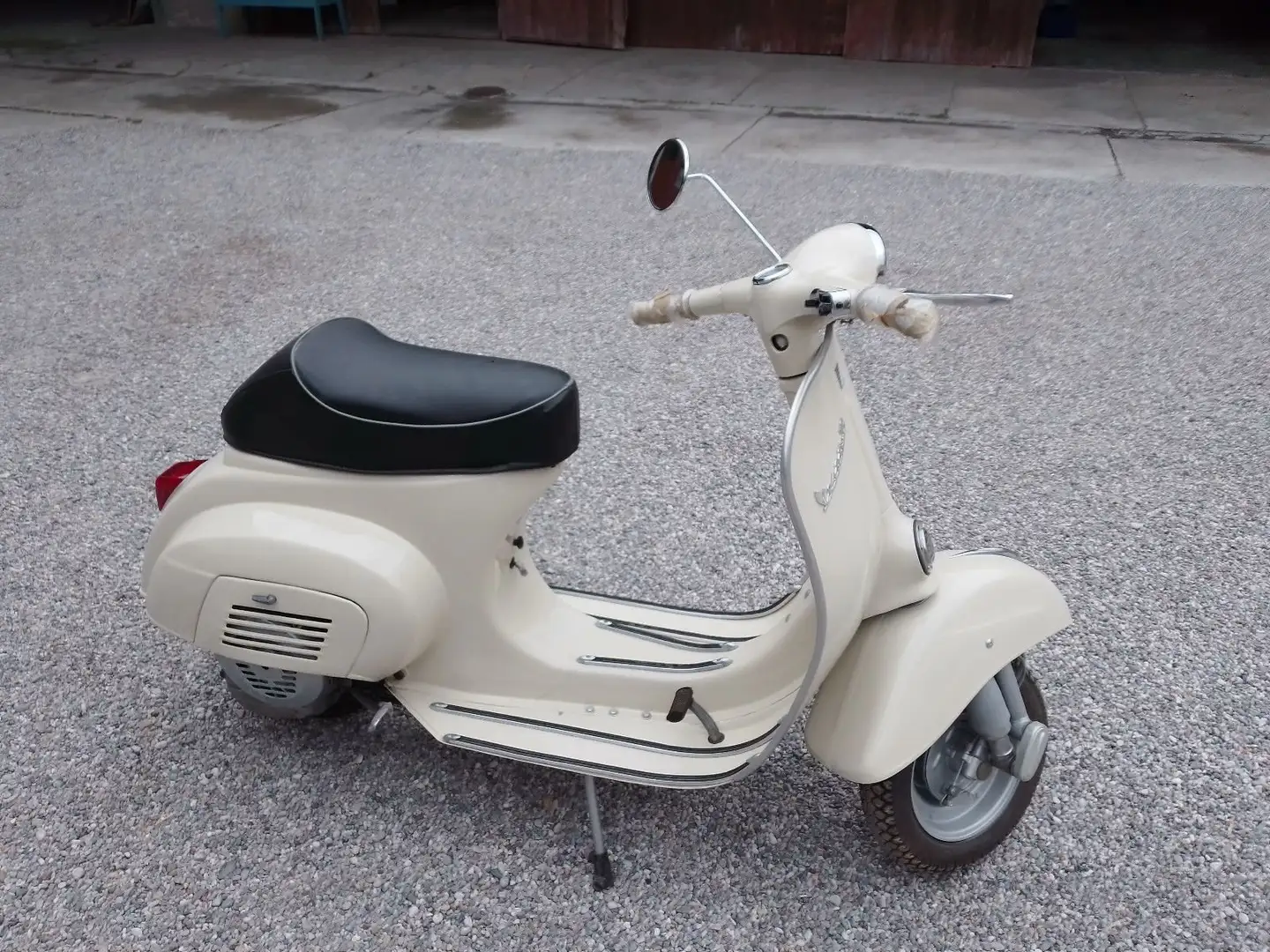 Vespa 50 VESPA V50 - 2