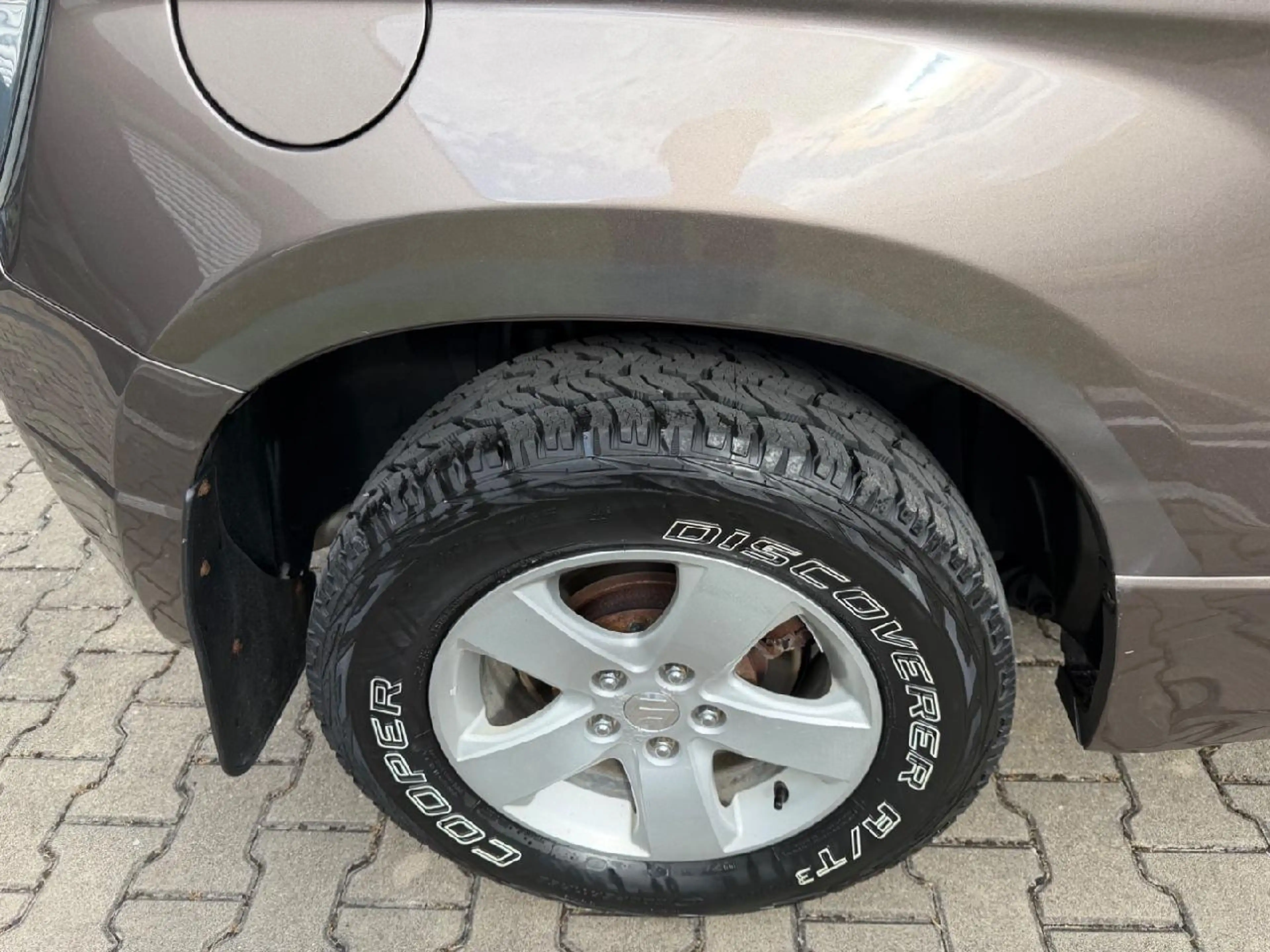 Suzuki Grand Vitara 1.9 DDIS Comfort — photo 13