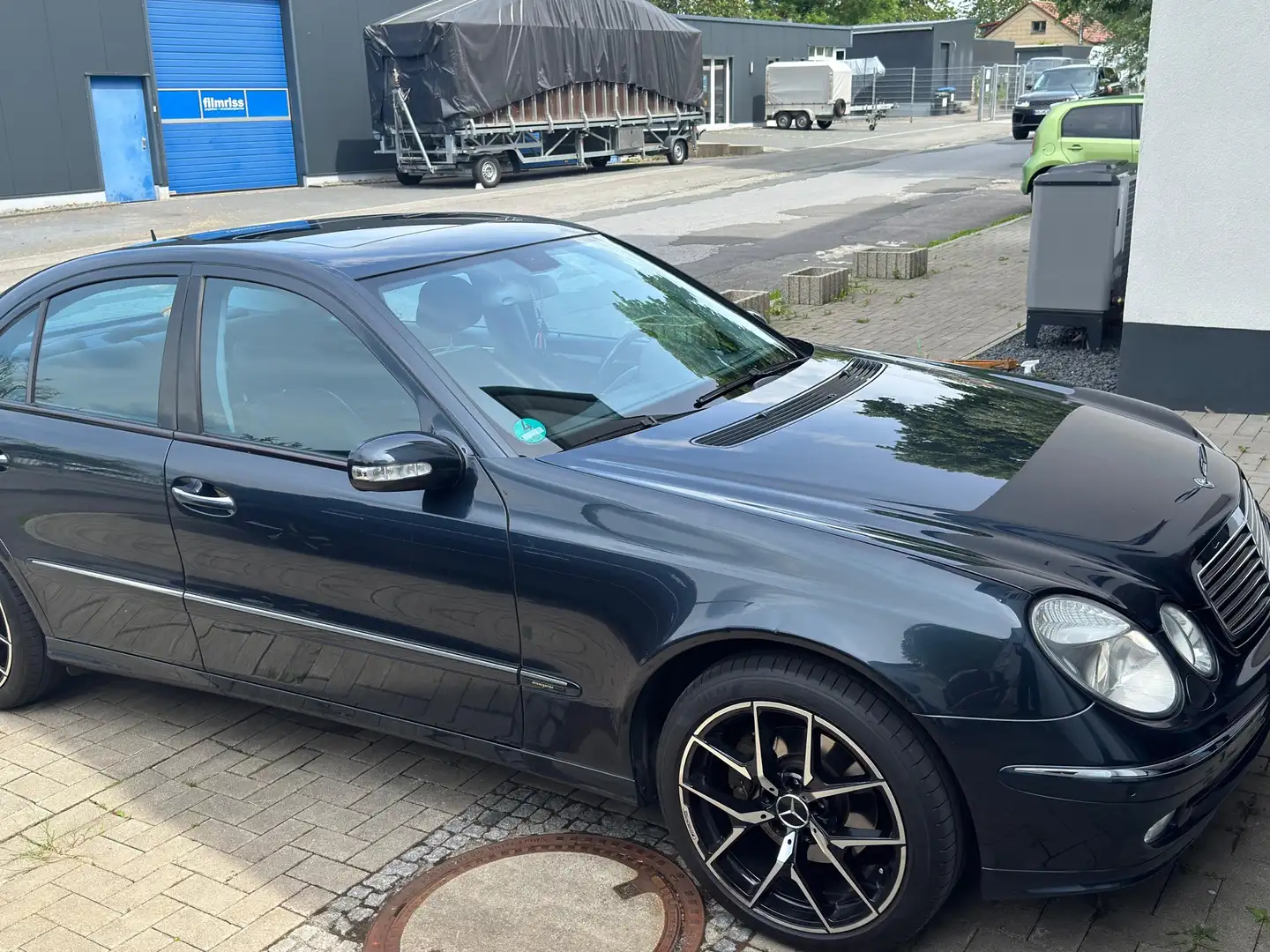 Mercedes-Benz E 320 E 320 4Matic (211.082) - 2