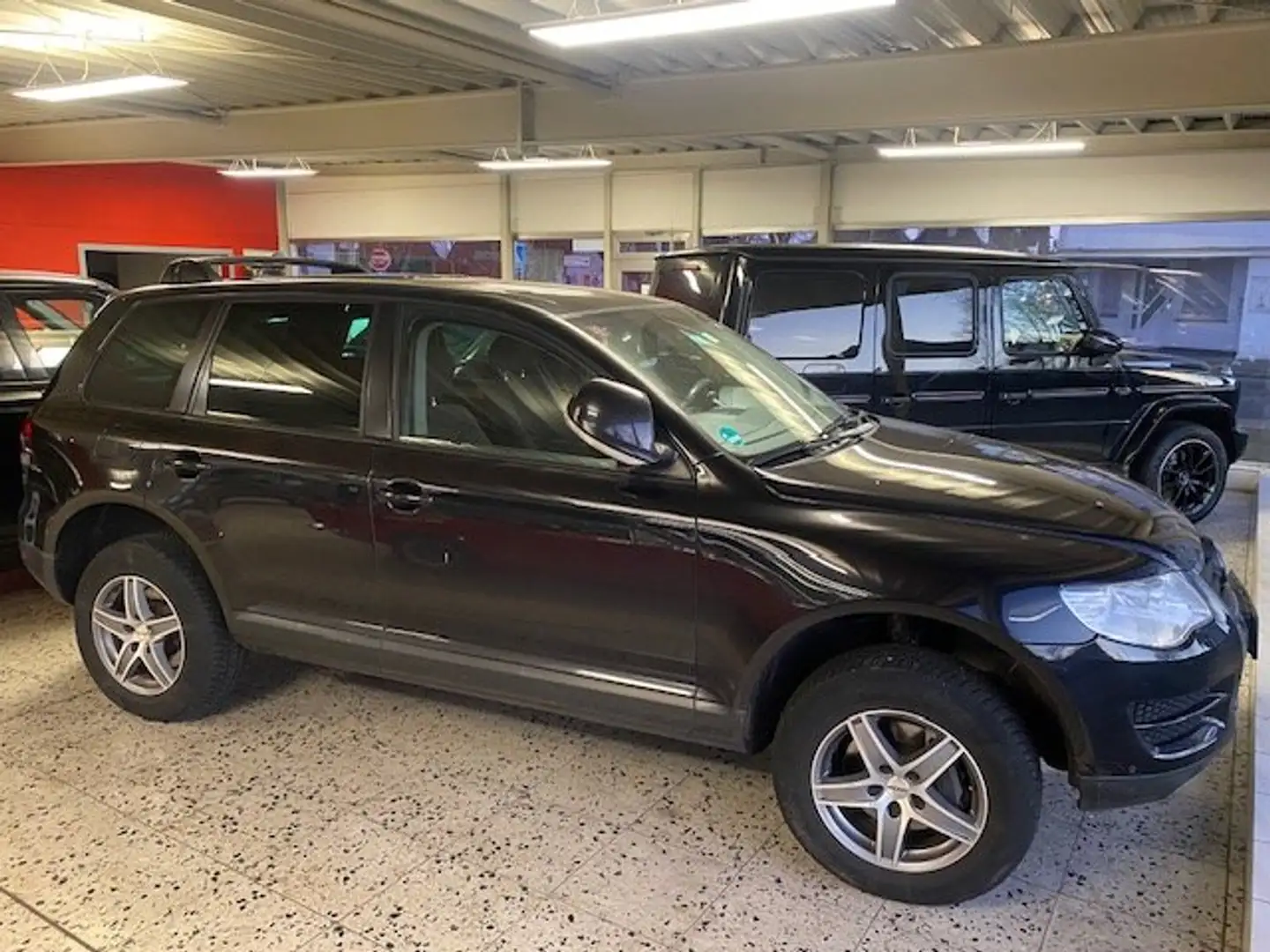 Volkswagen Touareg V6 TDI LOW RANGE Schwarz - 2