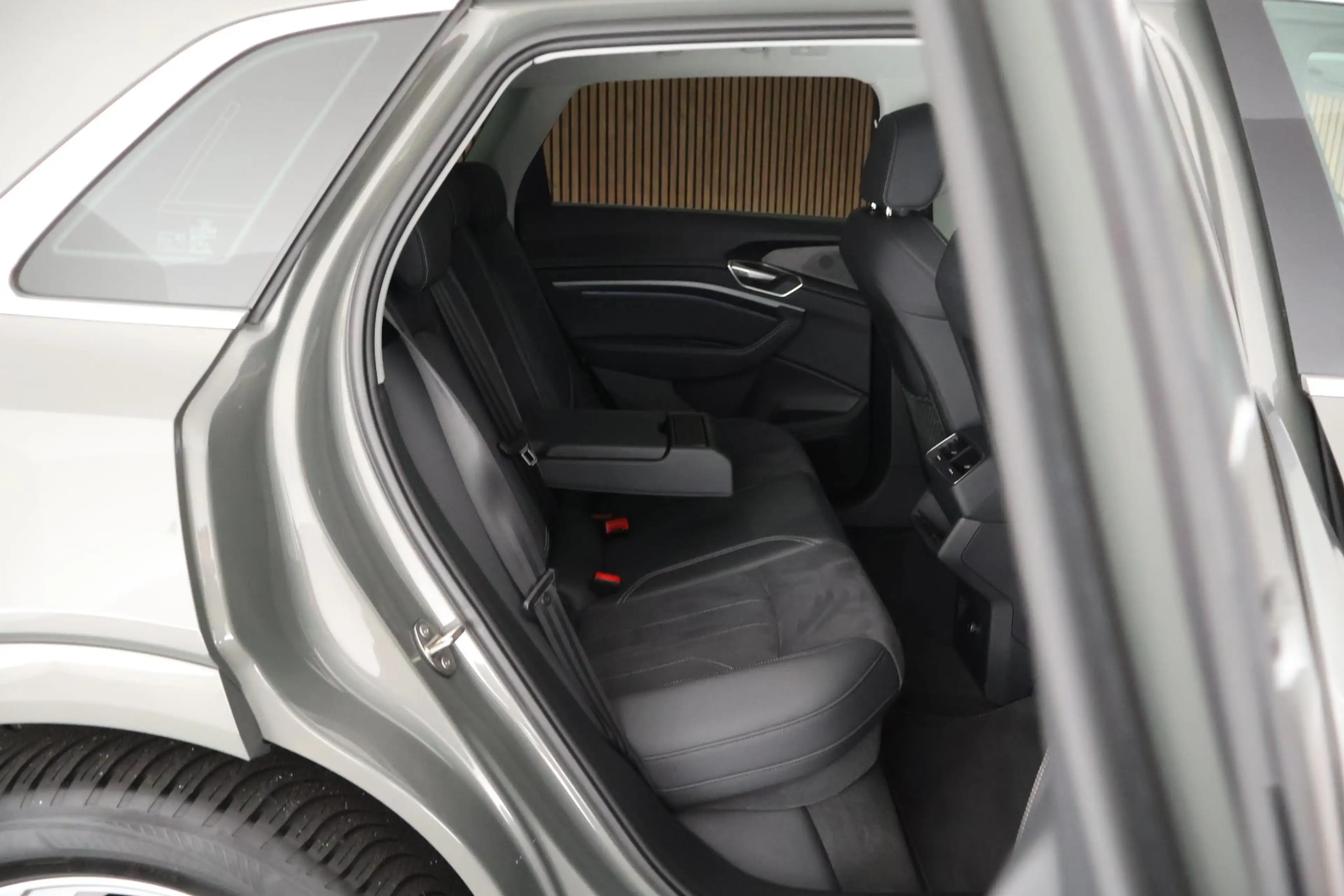 Audi Q8 e-tron 50 340pk quattro Advanced Edition 95 kWh SOH 100% — photo 12
