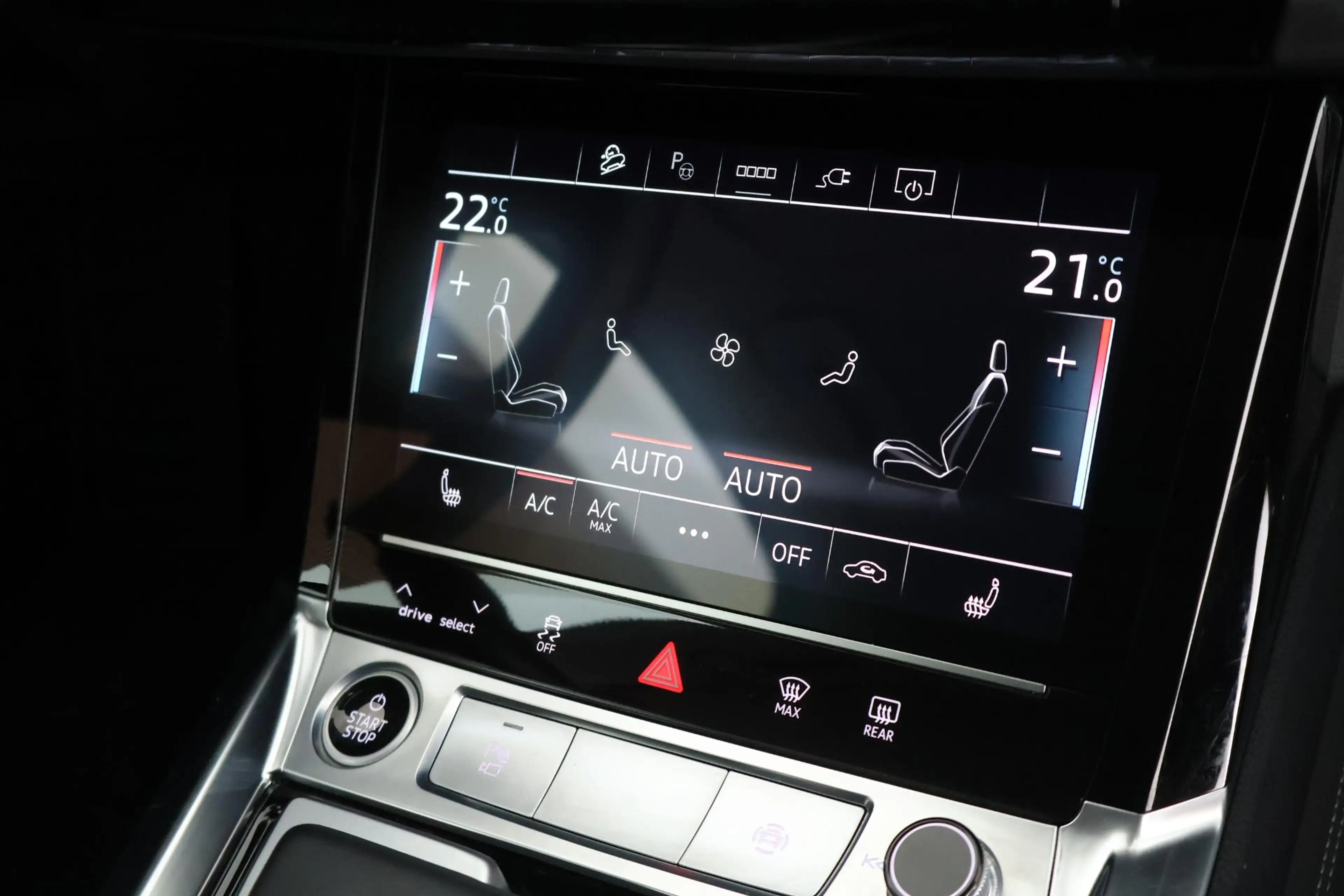 Audi Q8 e-tron 50 340pk quattro Advanced Edition 95 kWh SOH 100% — photo 34