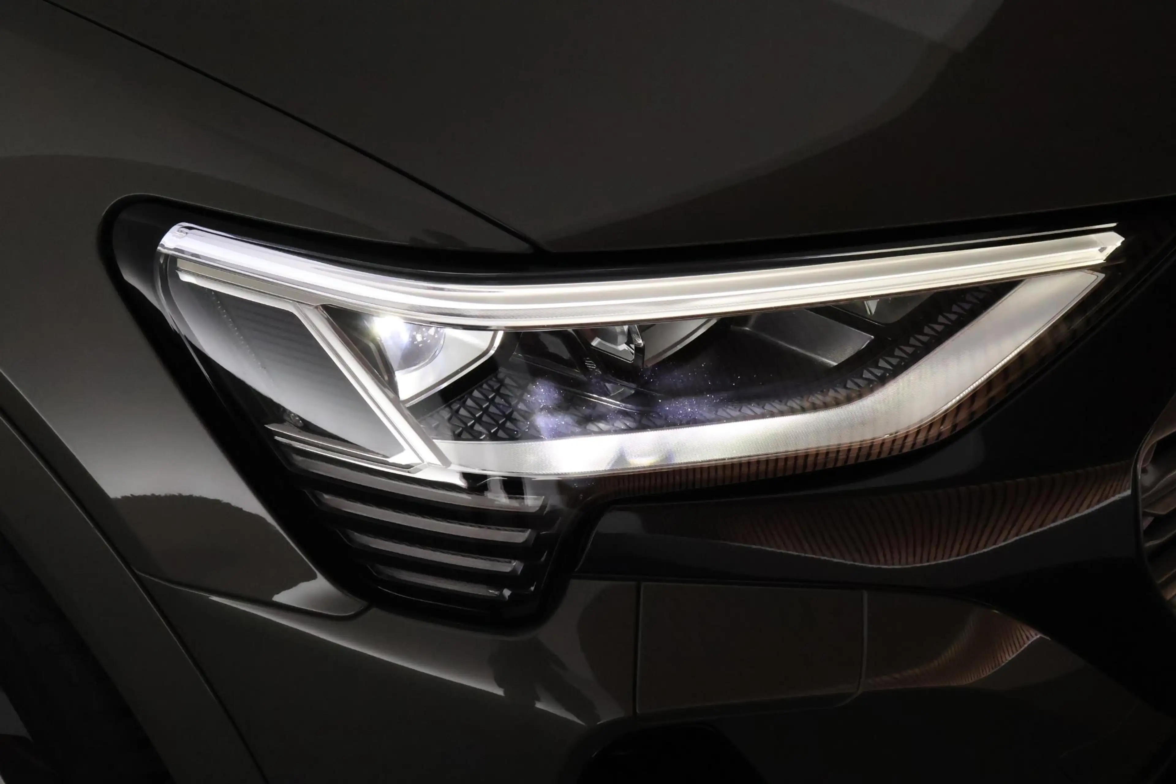 Audi Q8 e-tron 50 340pk quattro Advanced Edition 95 kWh SOH 100% — photo 42