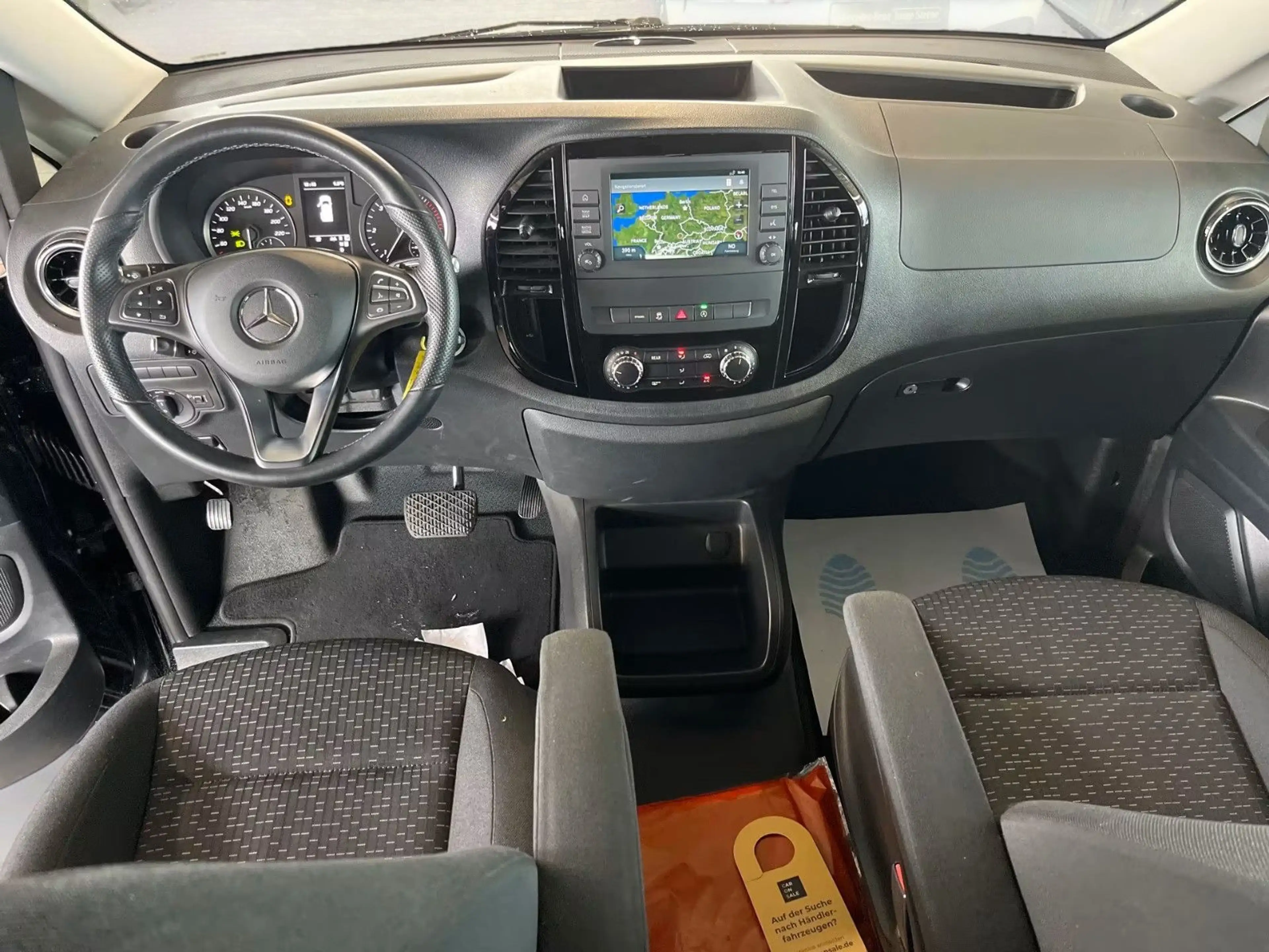 Mercedes-Benz Vito Tourer 119 Edition lang*2xSchiebe*7-Sitz*AH — photo 8