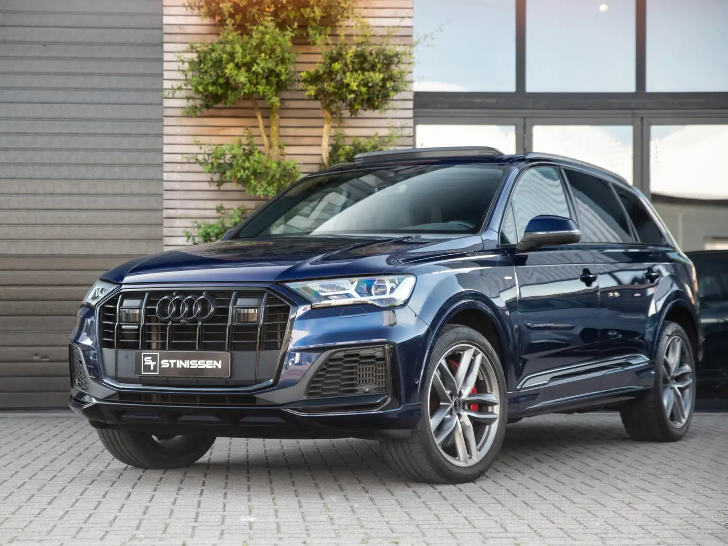 Audi Q7 55 TFSI e quattro Pro Line S / S-Line / Panoramda Blauw - 1