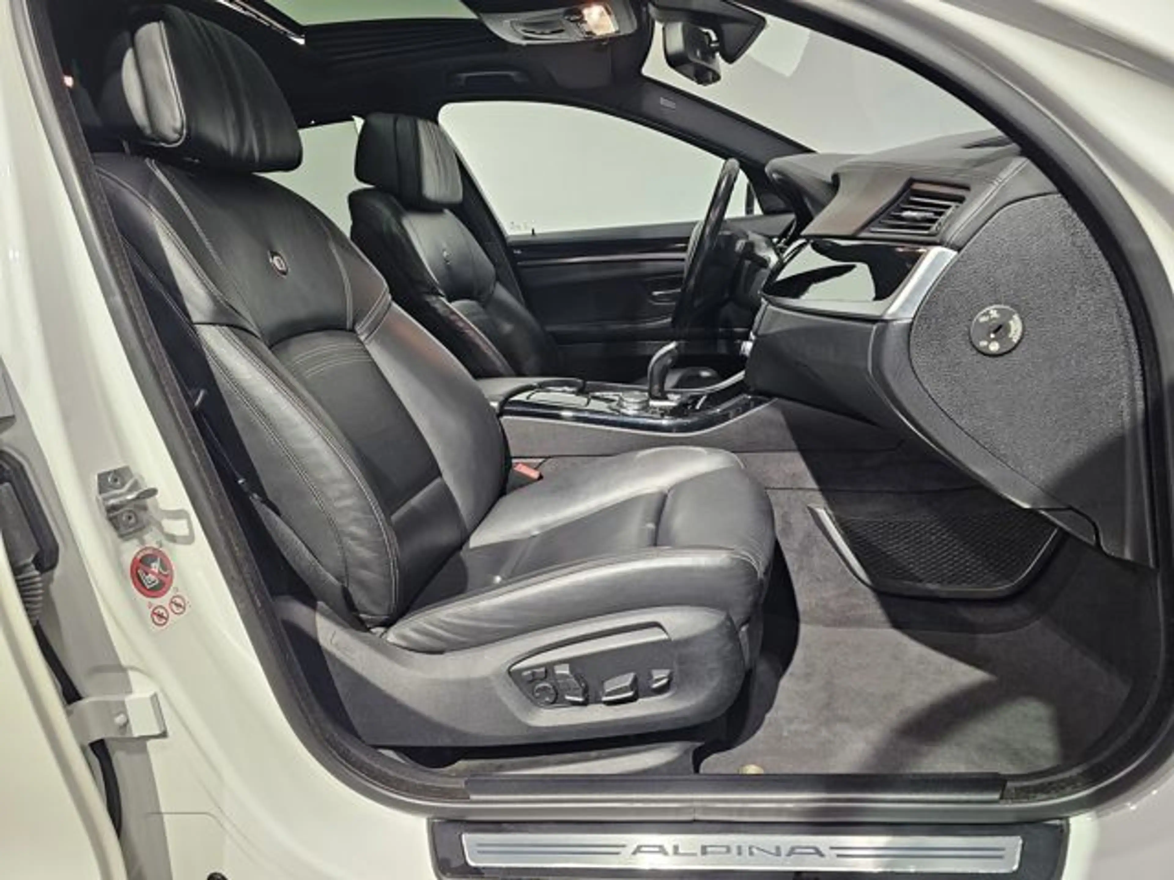 Alpina D5 BITURBO 235 Biturbo Led HuD Kamera H&K 20" — photo 14